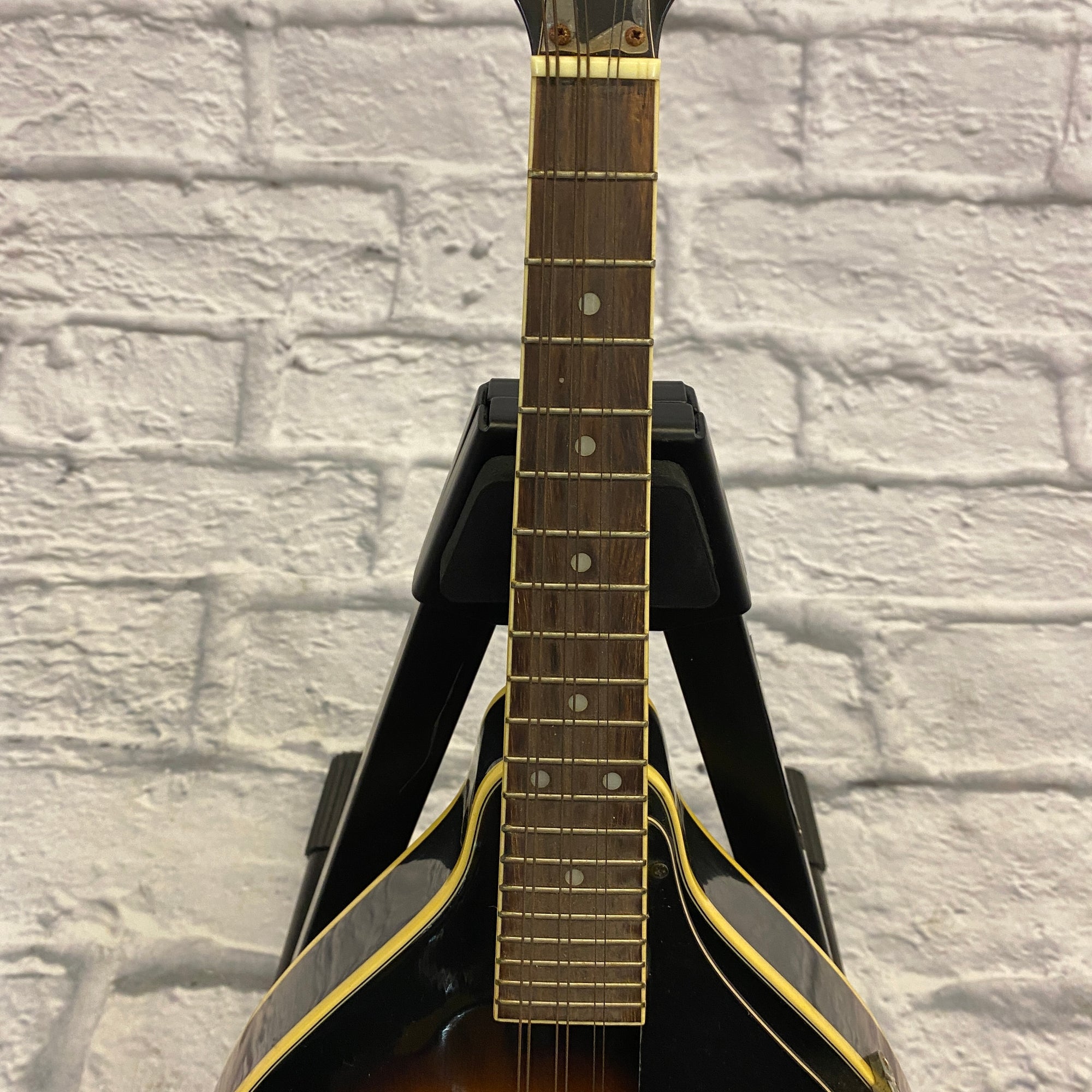Kentucky KM-140 Mandolin