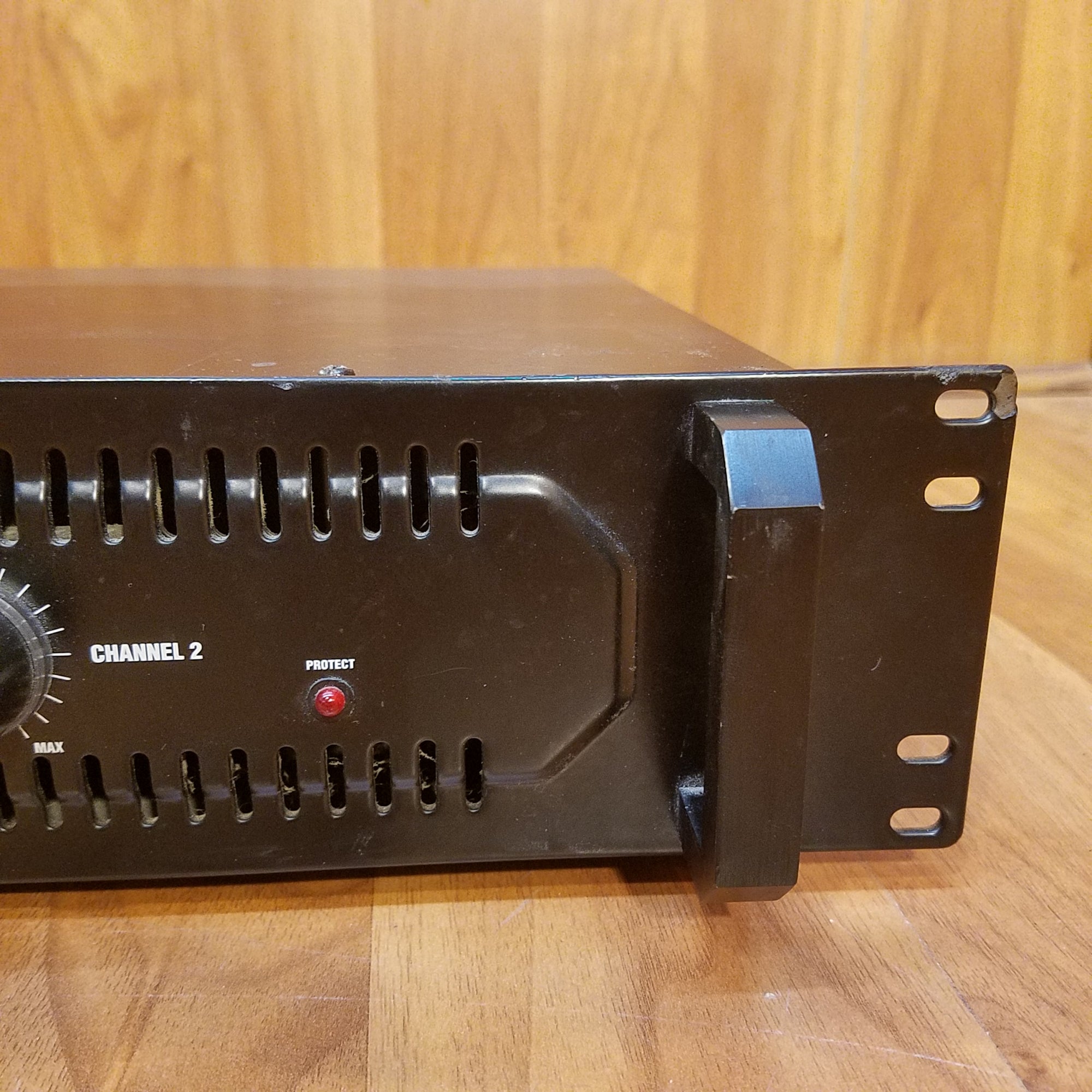 Pyramid PA600DJ 1200 Watt Power Amp