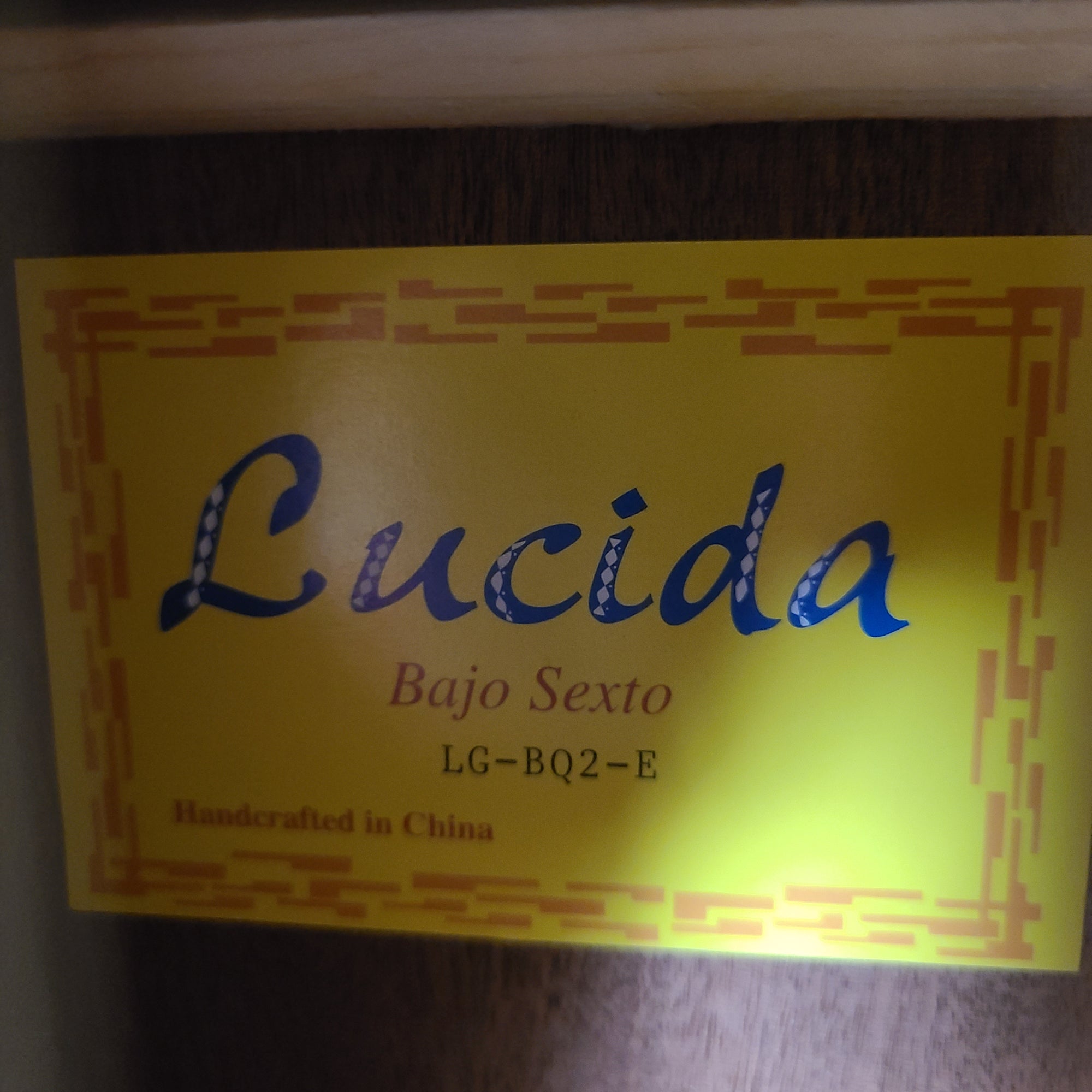 Lucida LG-BQ2-E Bajo Quinto