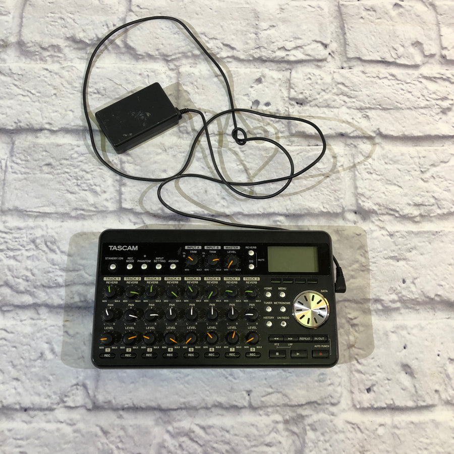 Tascam DP-008 Pocketstudio Digital Recorder