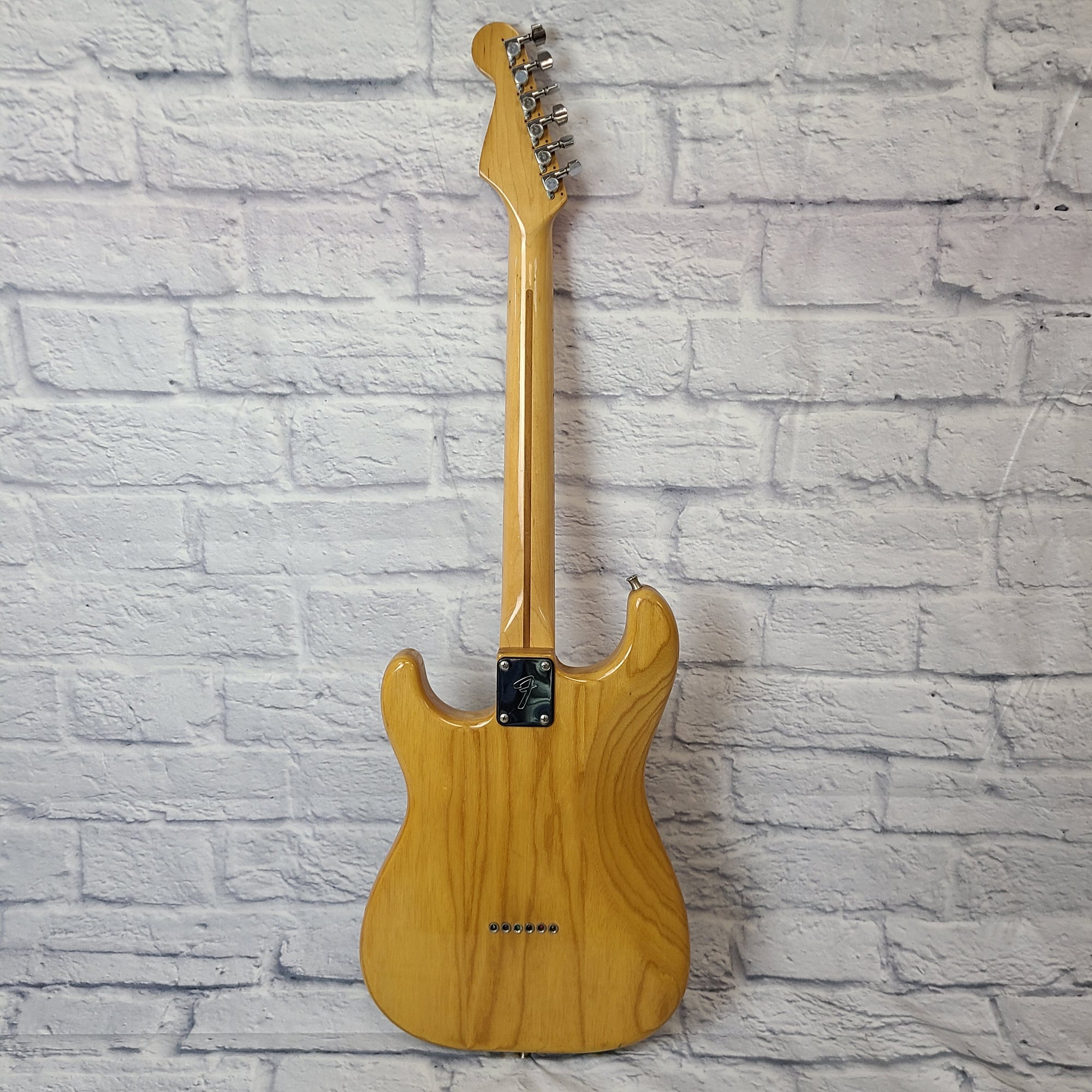 Fender USA Stratocaster Vintage1982 E203224 - Evolution Music