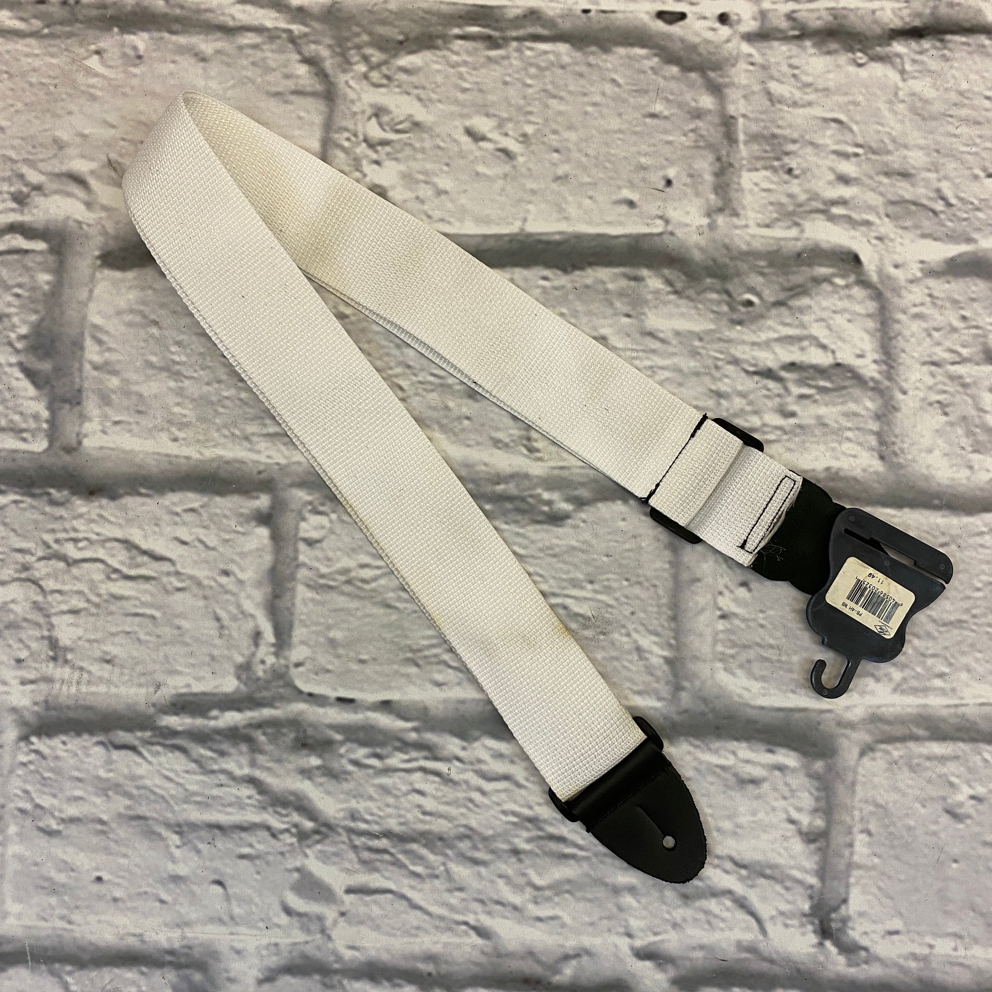 LM Products PS-4H Cross Guitar Strap - White
