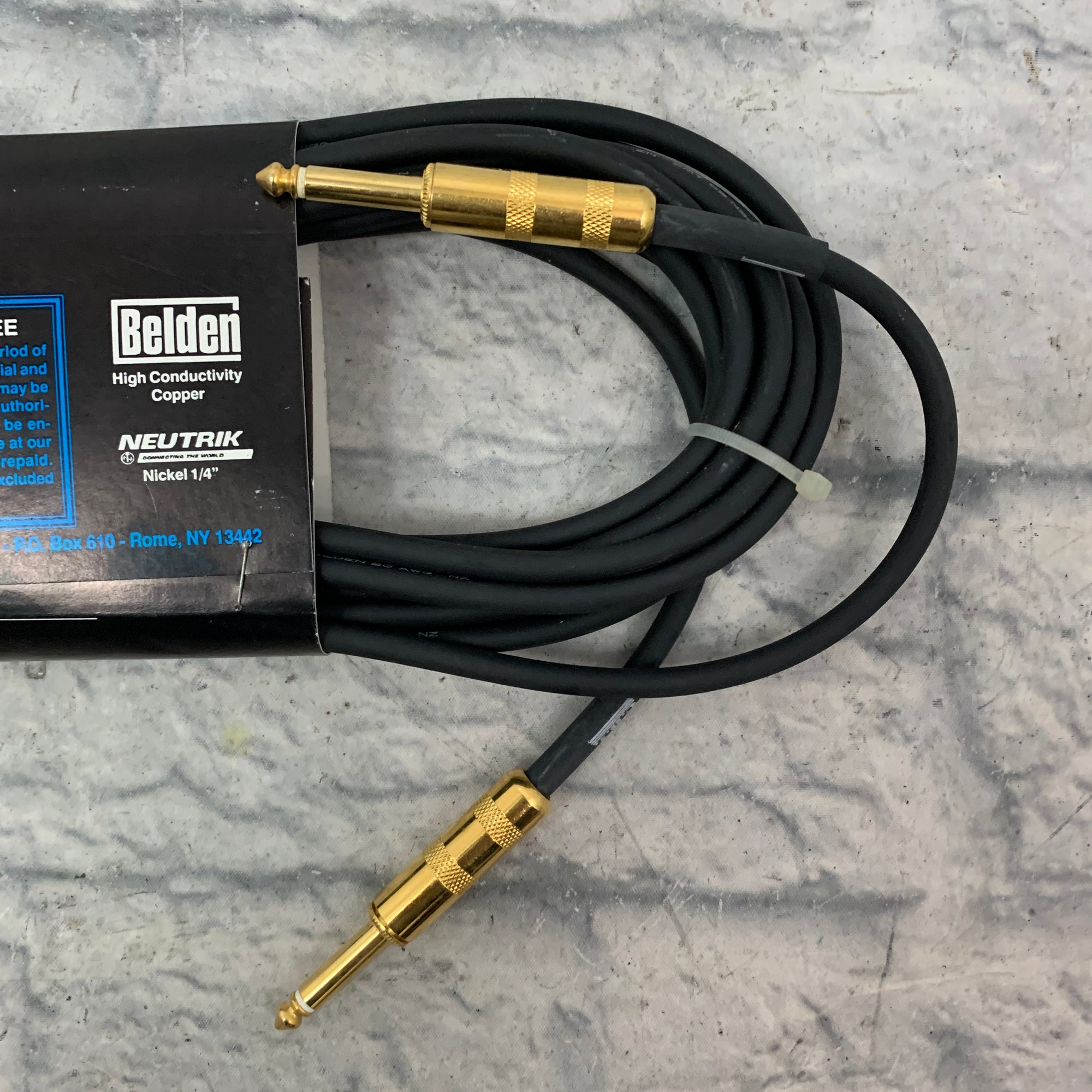 CBI 1/4" TS Instrument Cable 20ft New Old Stock!