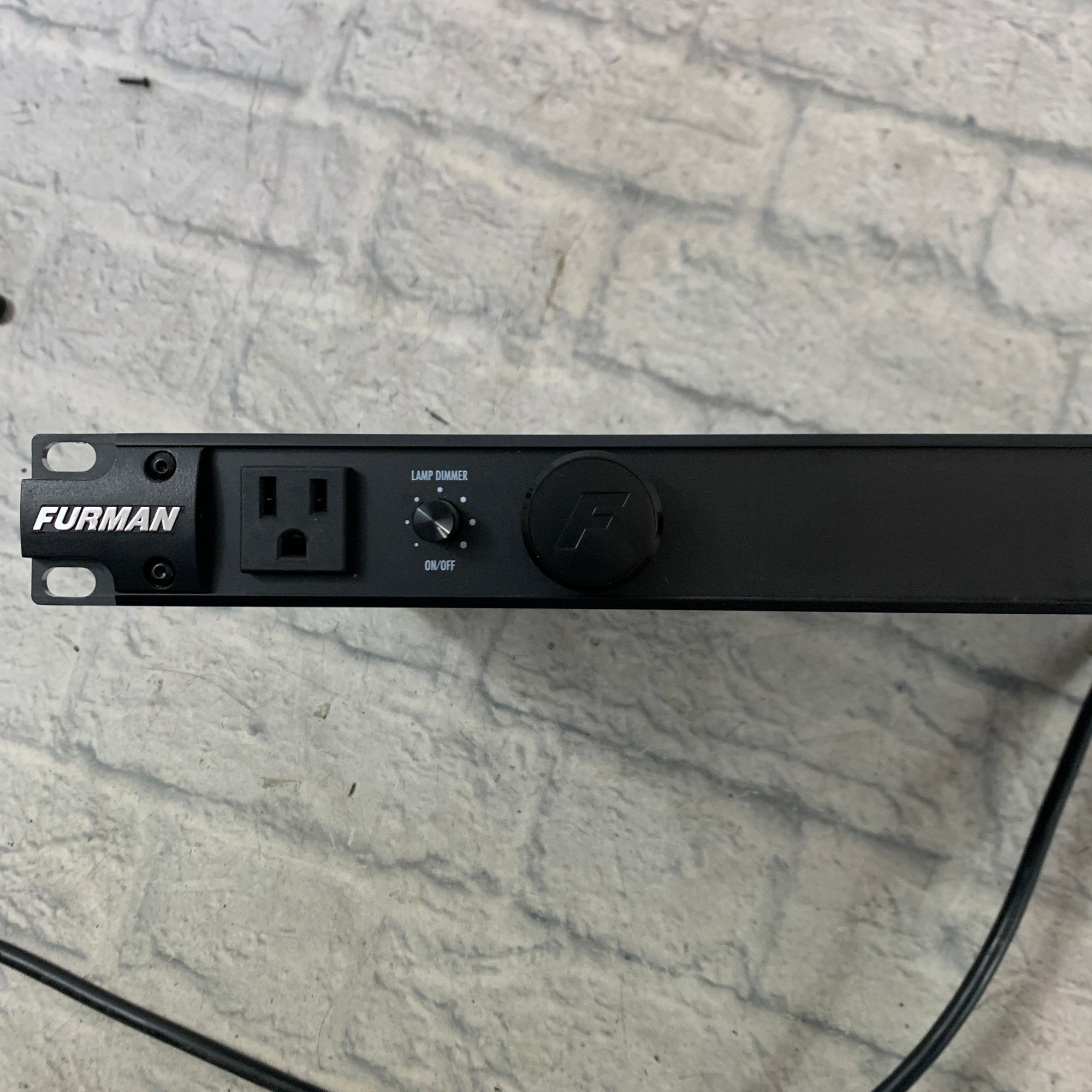 Furman PL-8C Power Conditioner