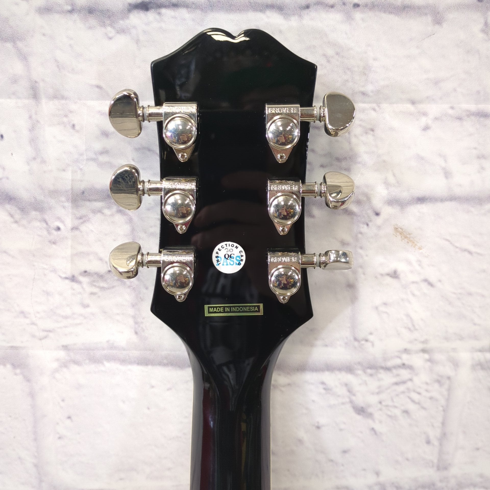 Epiphone Dove  Acoustic Guitar