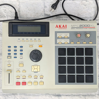 Akai MPC2000XL Midi Production Center - Evolution Music