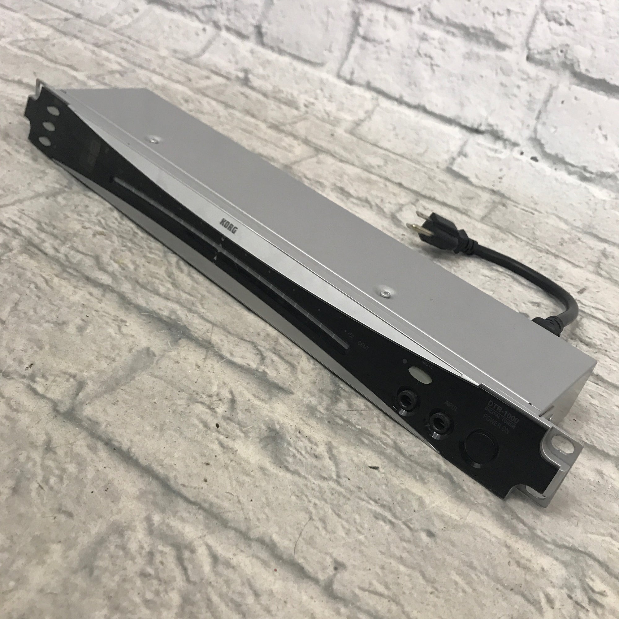 Korg DTR 1000 Rack Tuner - Evolution Music