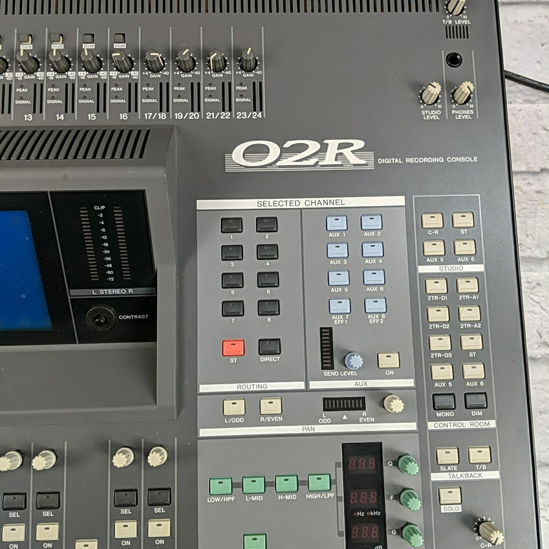 Yamaha O2R Digital Mixing Recording Console - Evolution Music