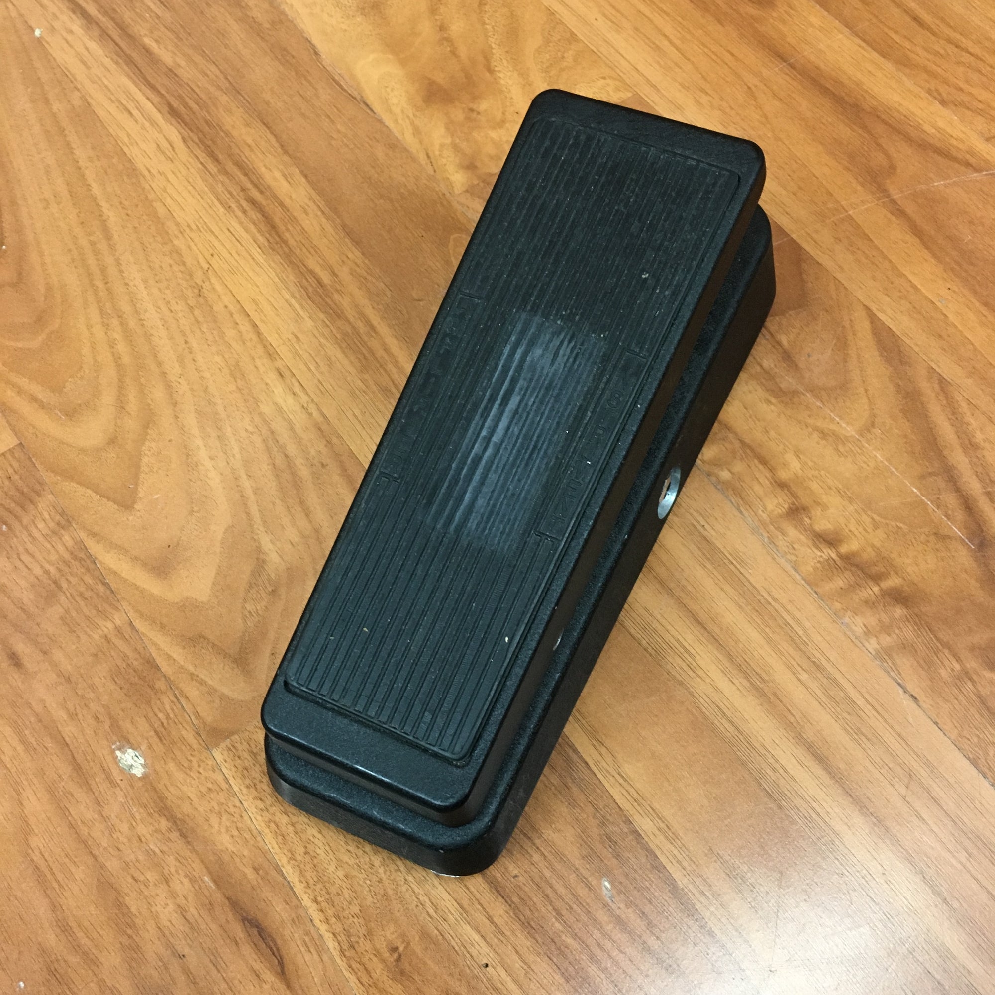 Dunlop crybaby GCB95