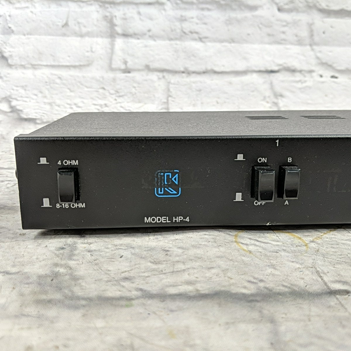 Unknown HP-4 Speaker Selector