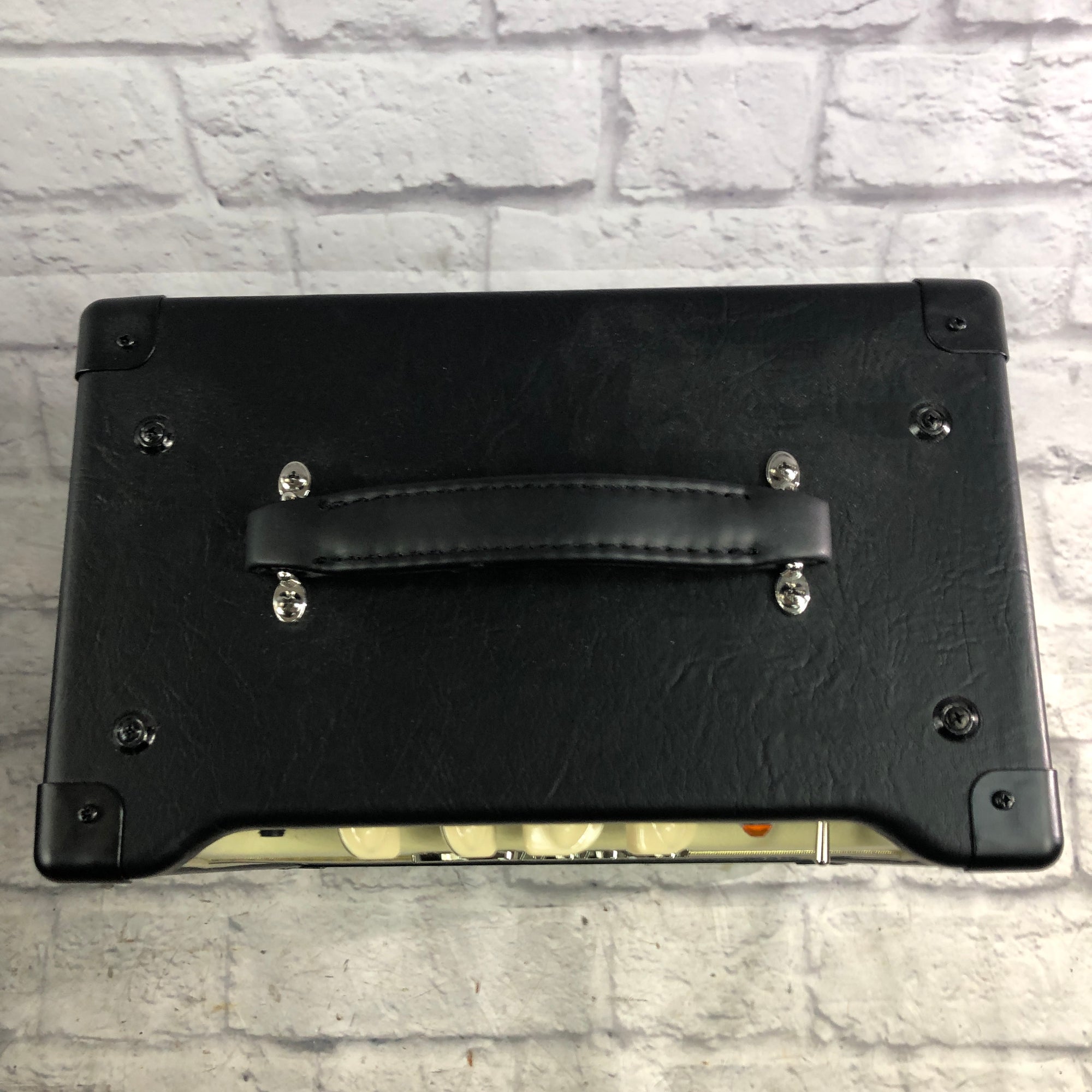 Bugera Vintage V5 Tube Combo Amp