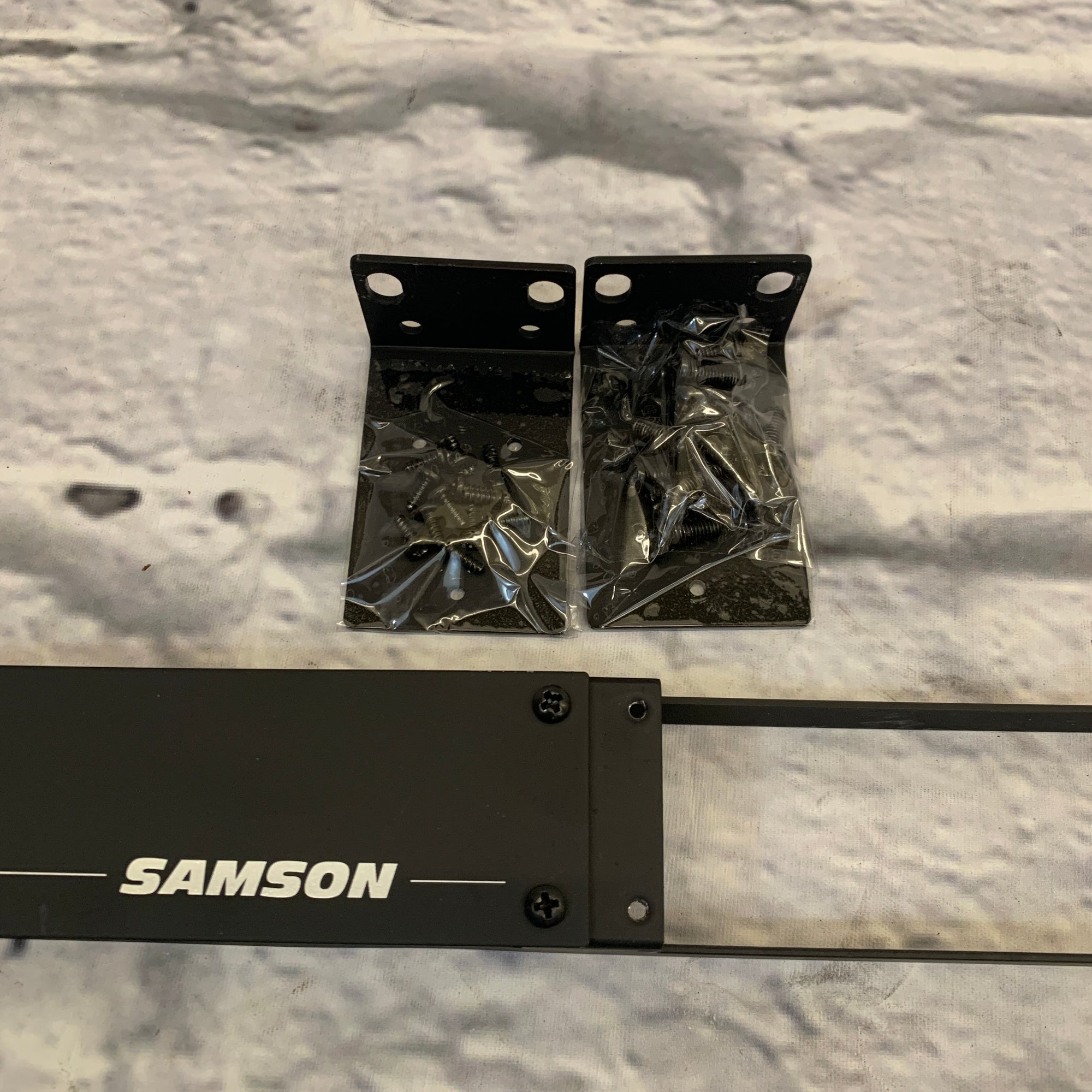 Audio Technica ATW-R14 Dual Wireless Microphone System