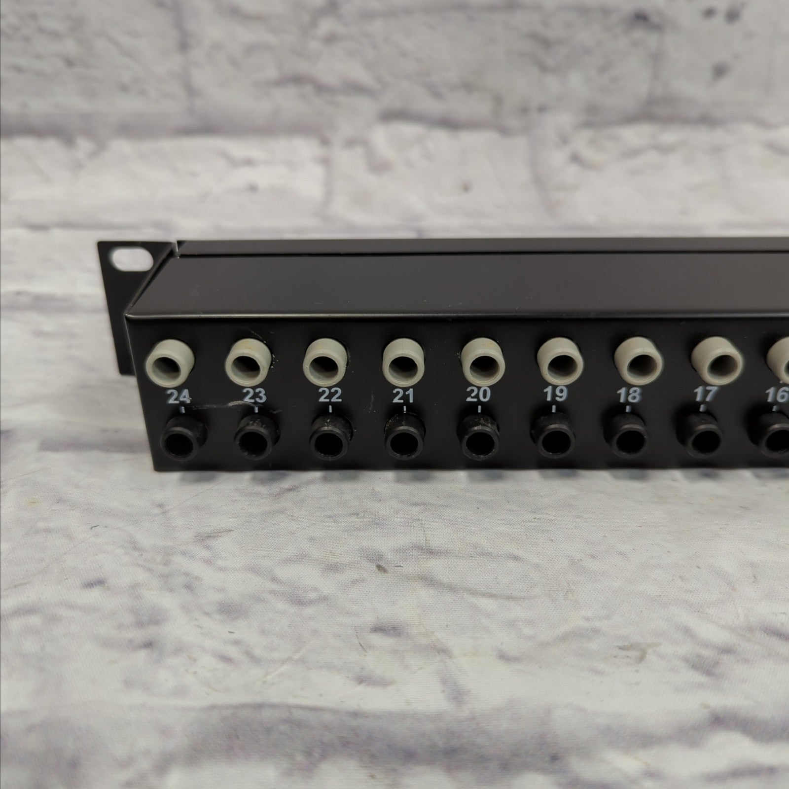 Long Patchbay Rack Neutrik Patch Bay Rack Patchbay - Evolution Music