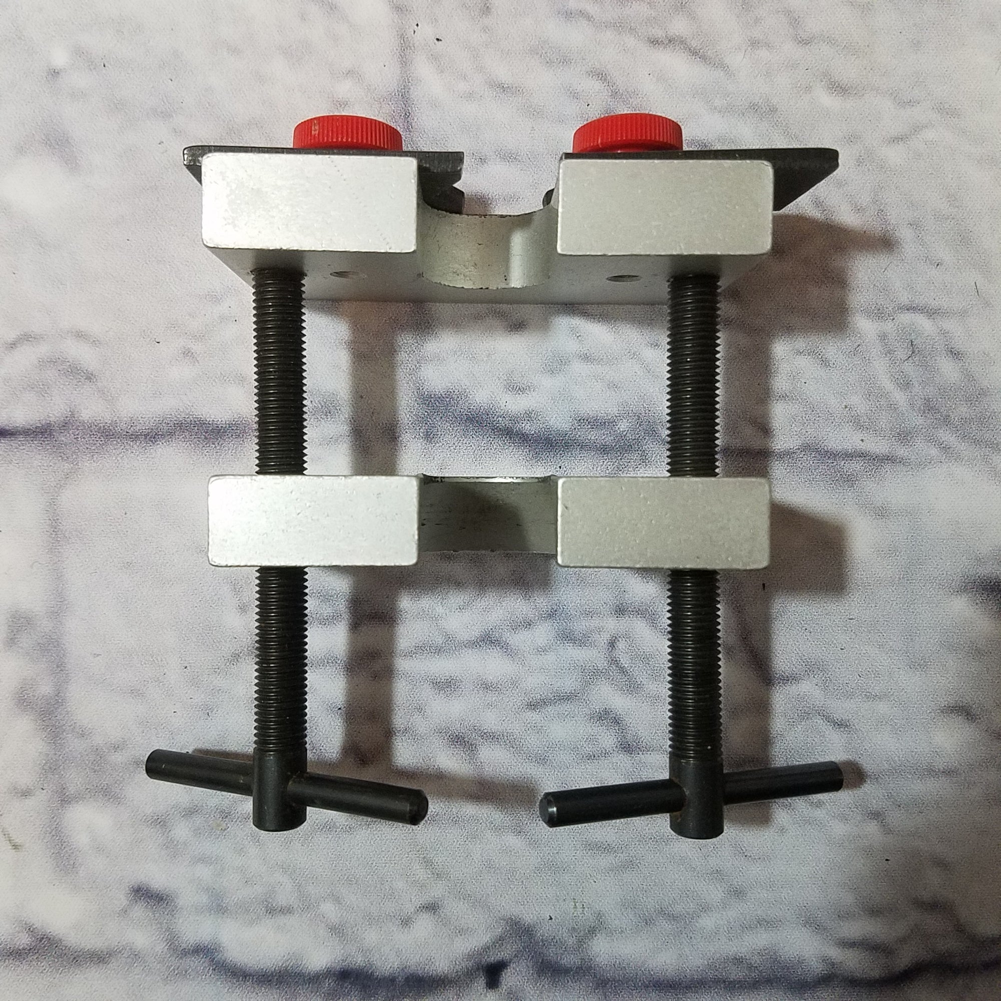Bobcat Mouthpiece Puller