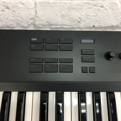 Native Instruments A61 61 Key Controller