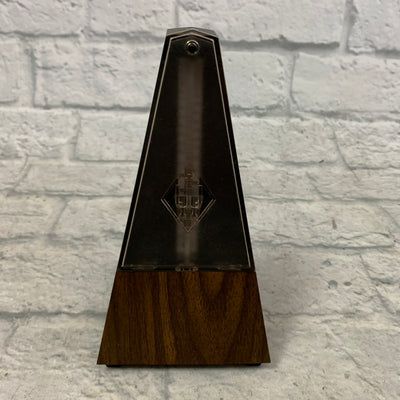 Wittner 804 K Metronome in Walnut - New Old Stock!