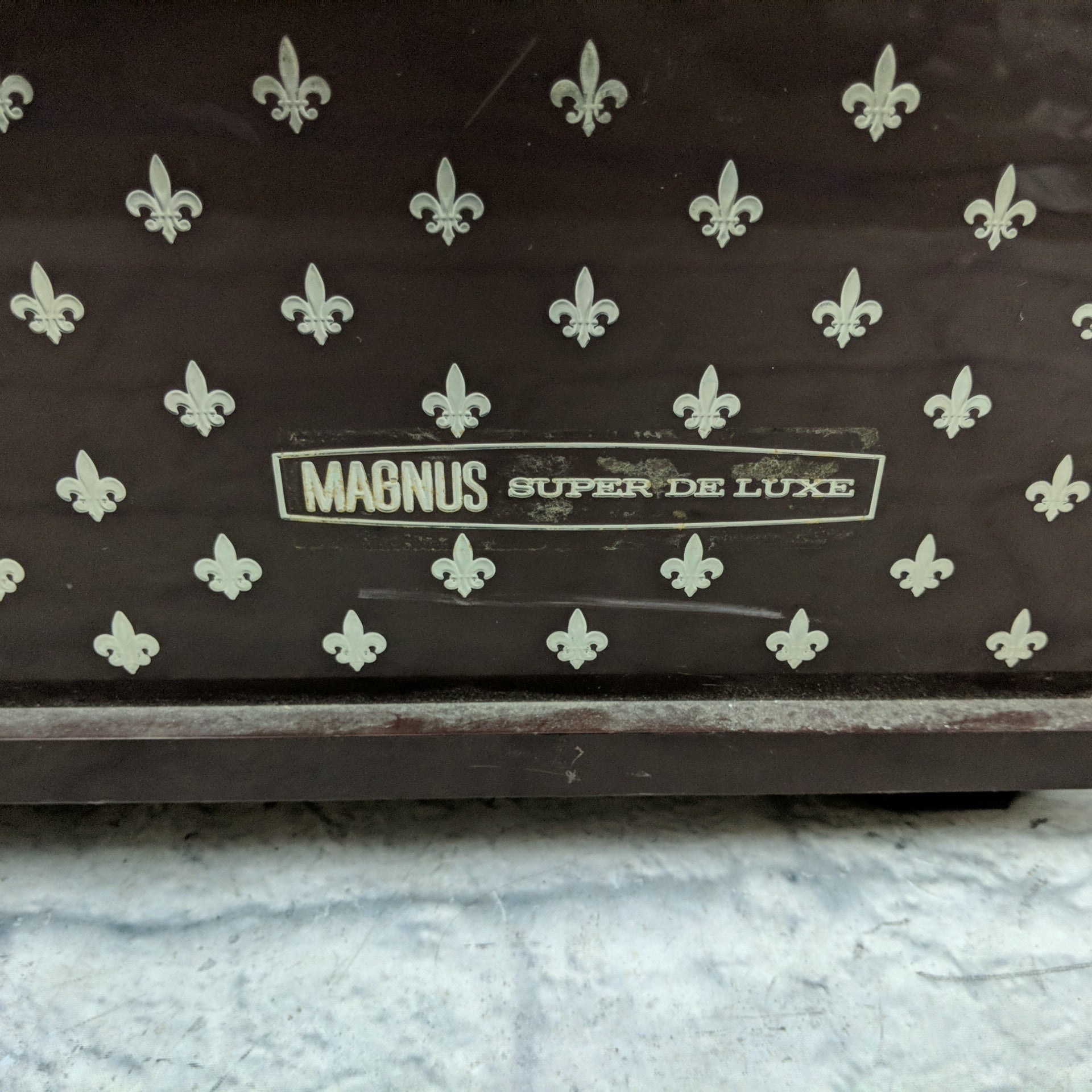 Vintage 1960s Magnus Super Deluxe Electric Chord Organ