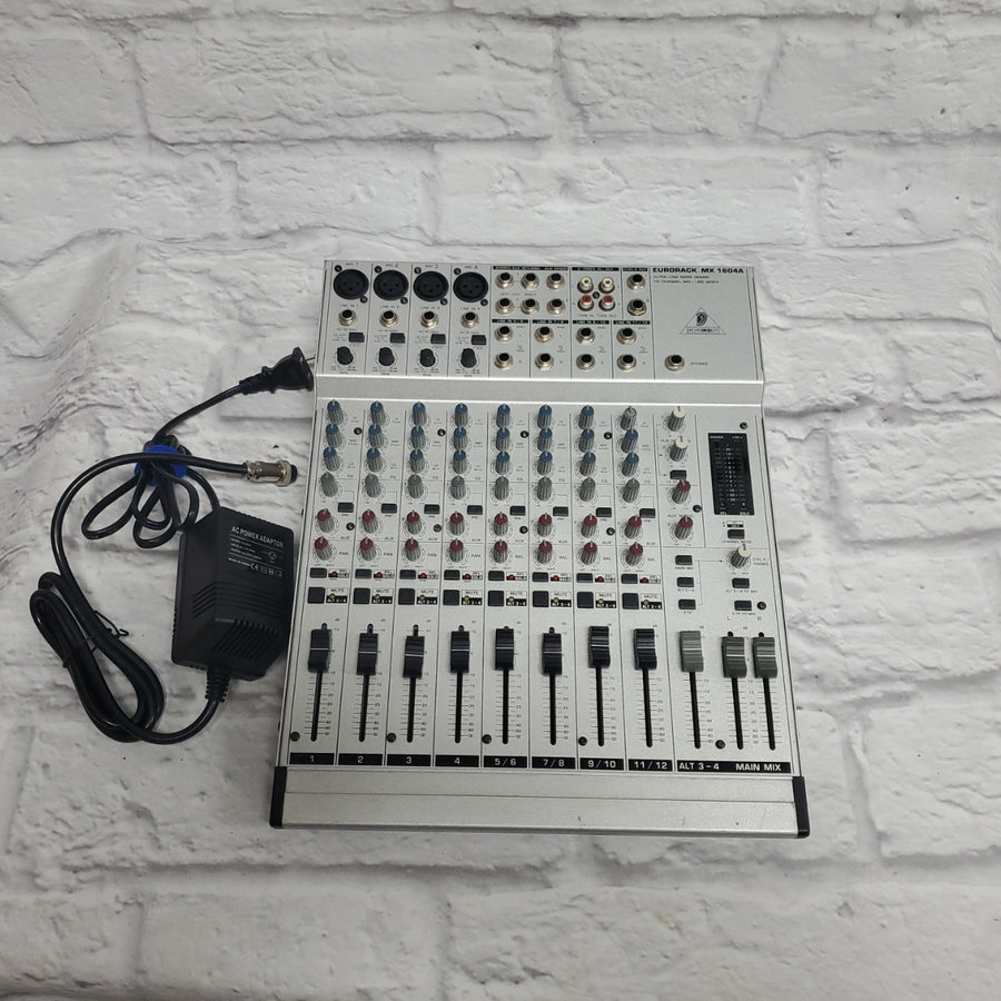 Behringer MX-1604A Eurorack 12-Channel Mixer