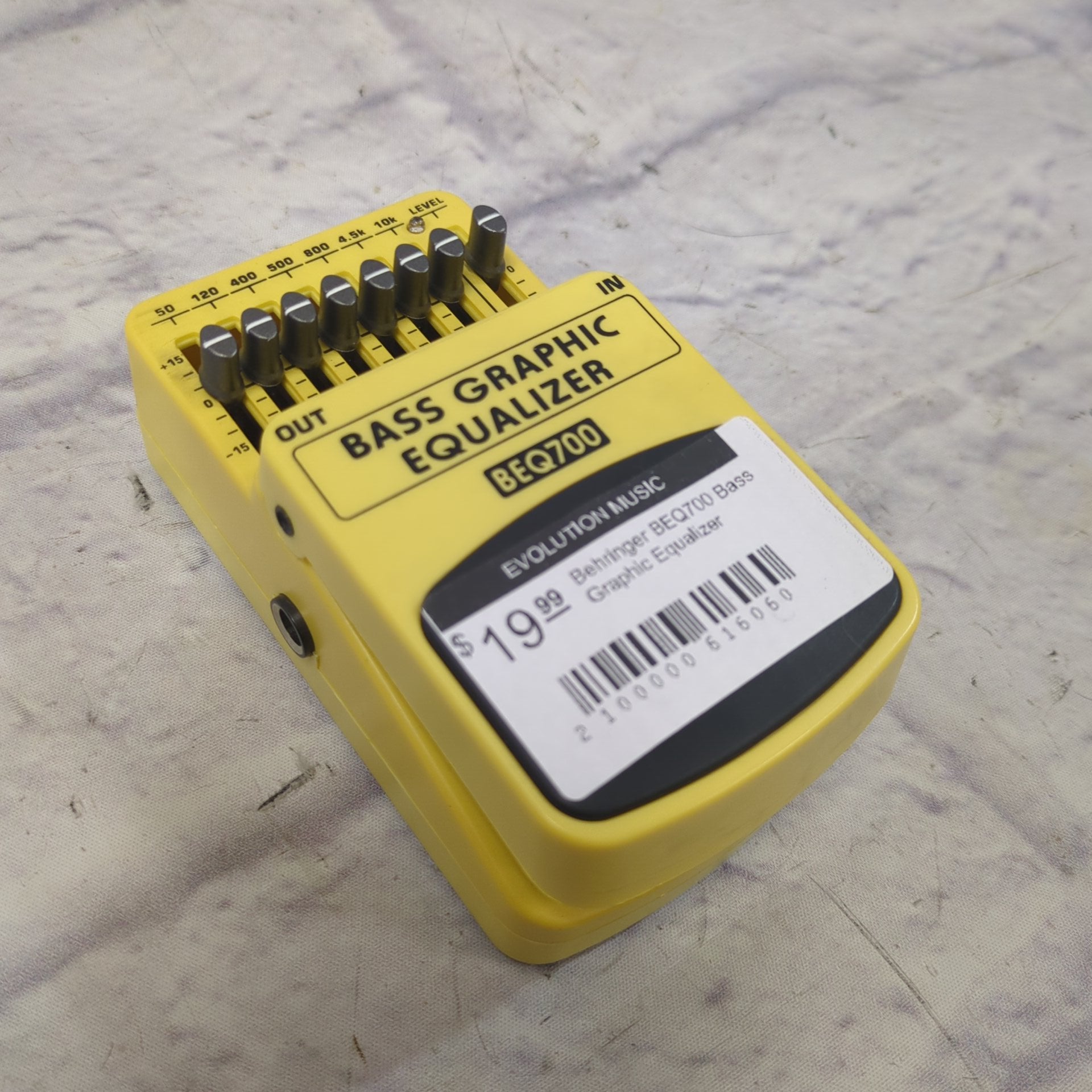 Behringer BEQ700 Bass Graphic Equalizer