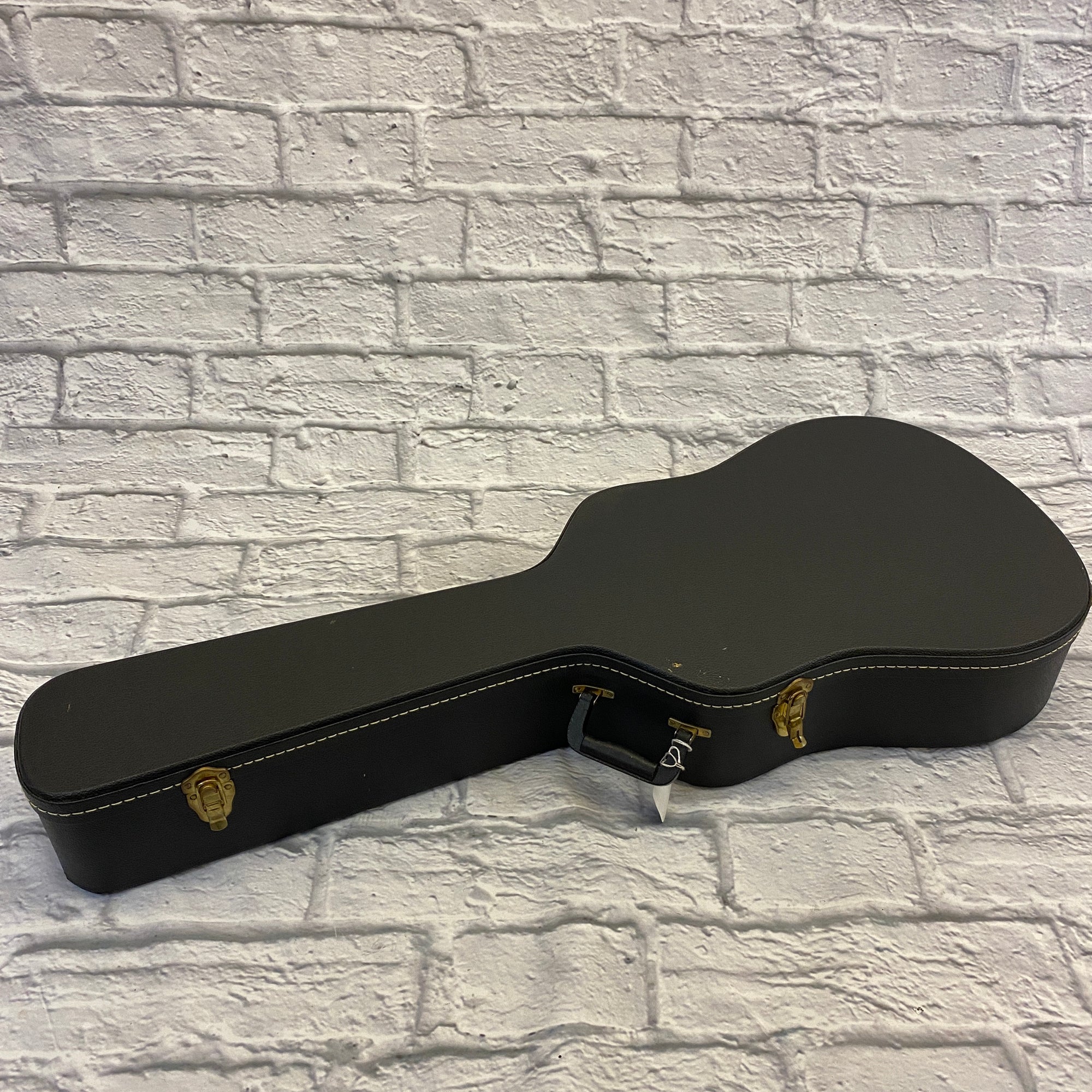Unknown Acoustic Guitar Hard Shell Case