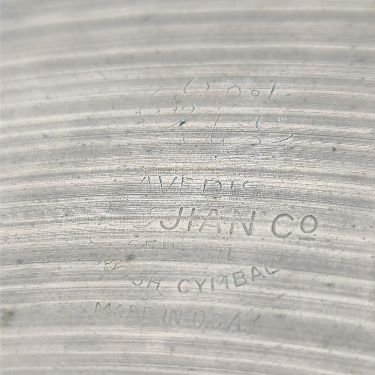 Vintage Zildjian Avedis 22" Ride Cymbal - 2700g