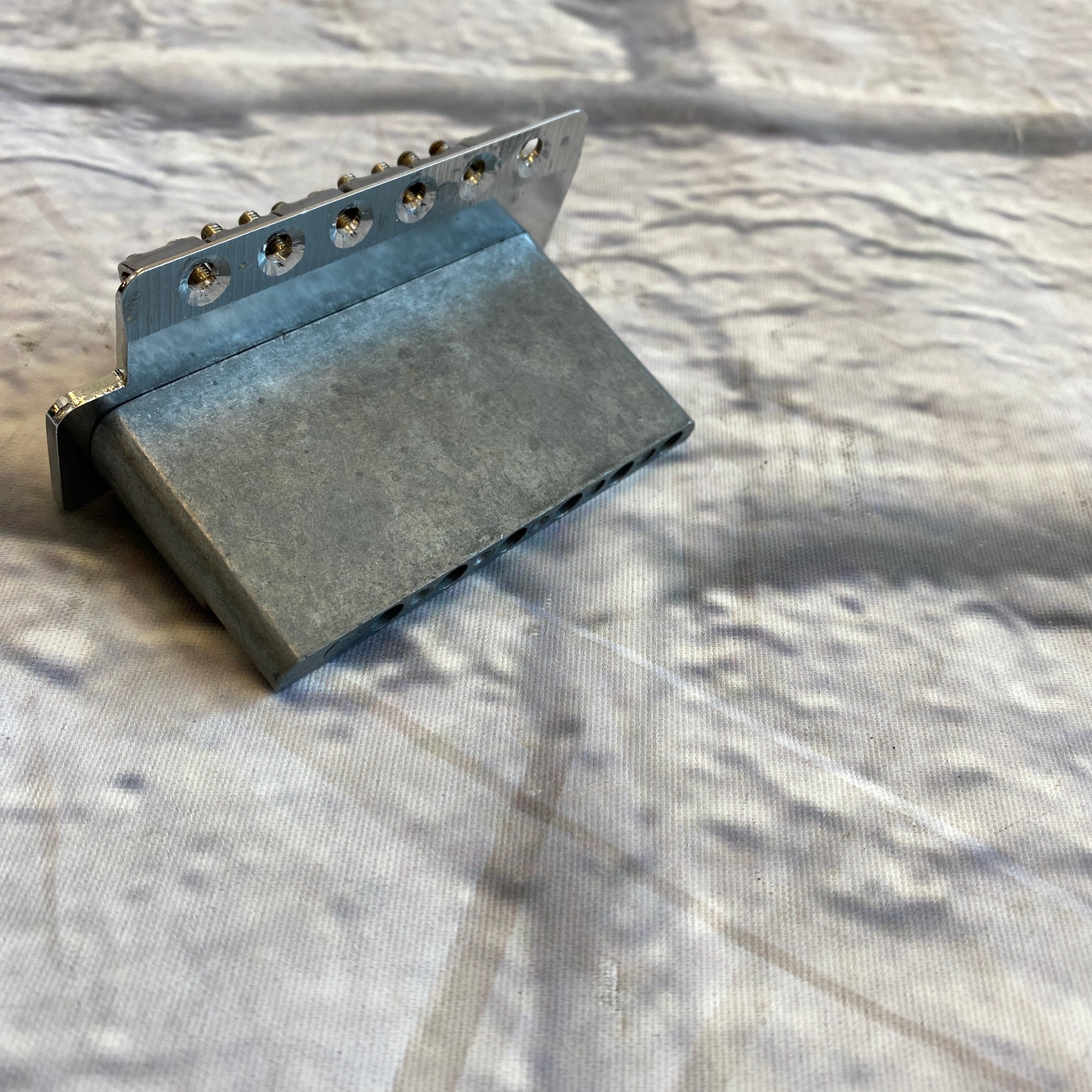Fender Standard Strat Tremolo Bridge