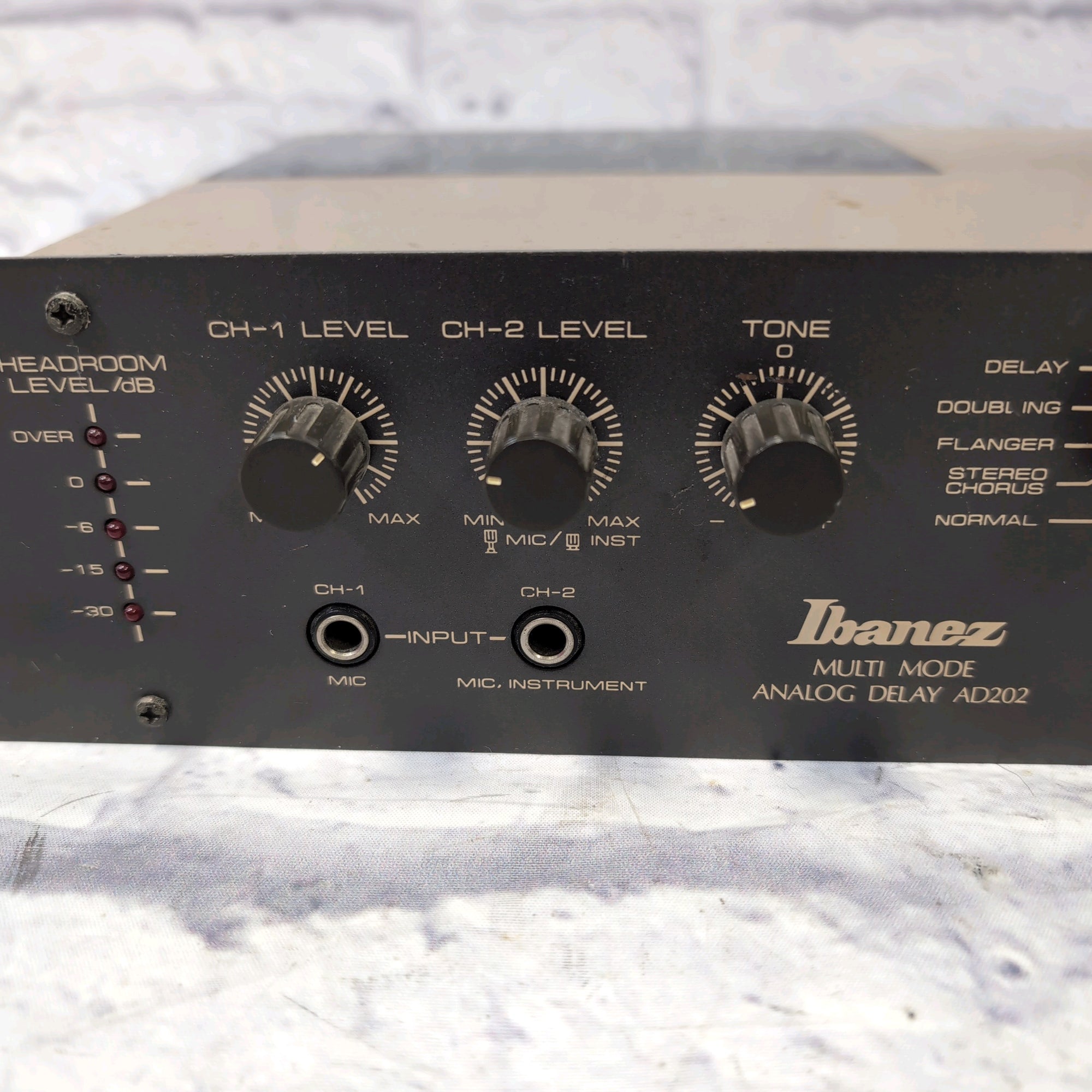 Ibanez AD202 Multi Mode Analog Delay - Rack Mount AD-202