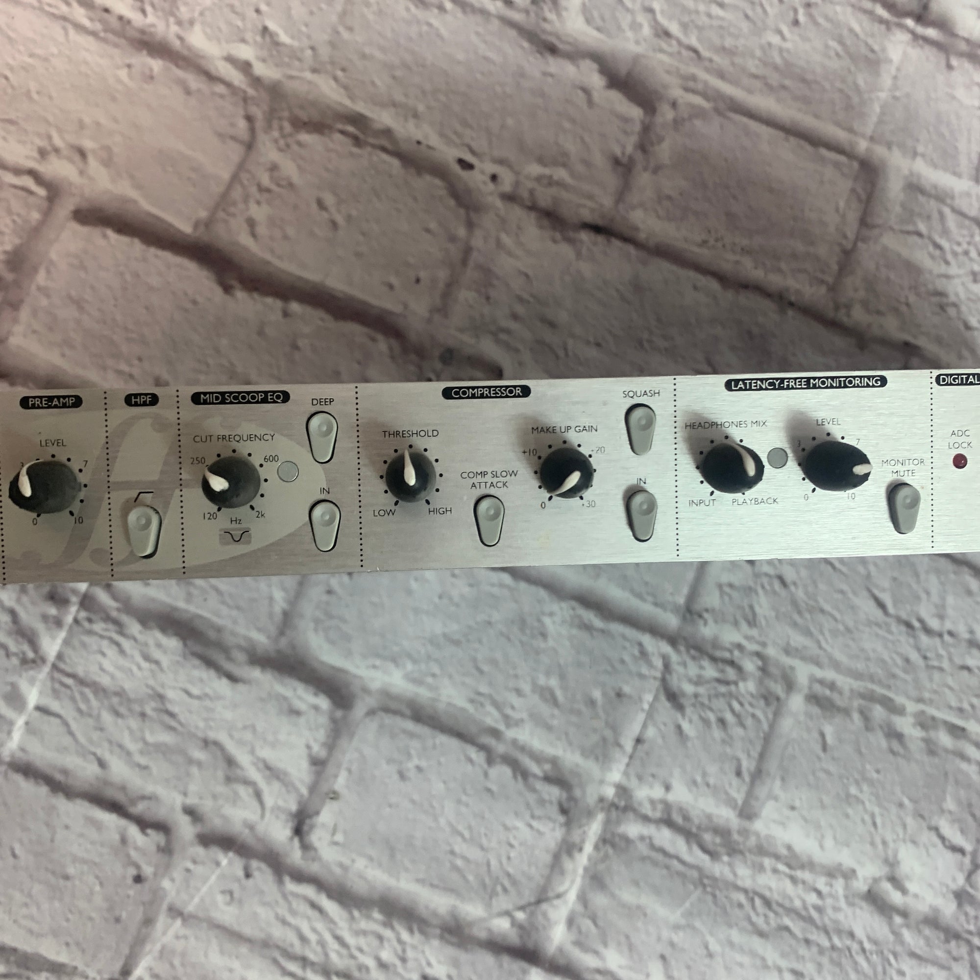 Focusrite Trakmaster Pro Rack Preamp no power supply Evolution Music