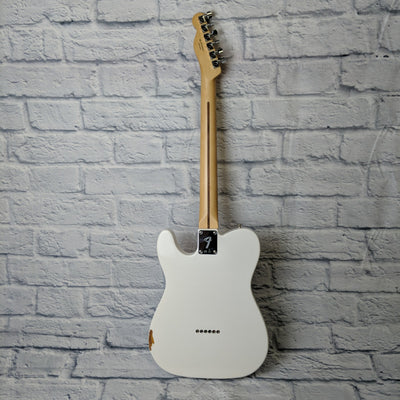 Fender Player telecaster white with cowboy pickguard