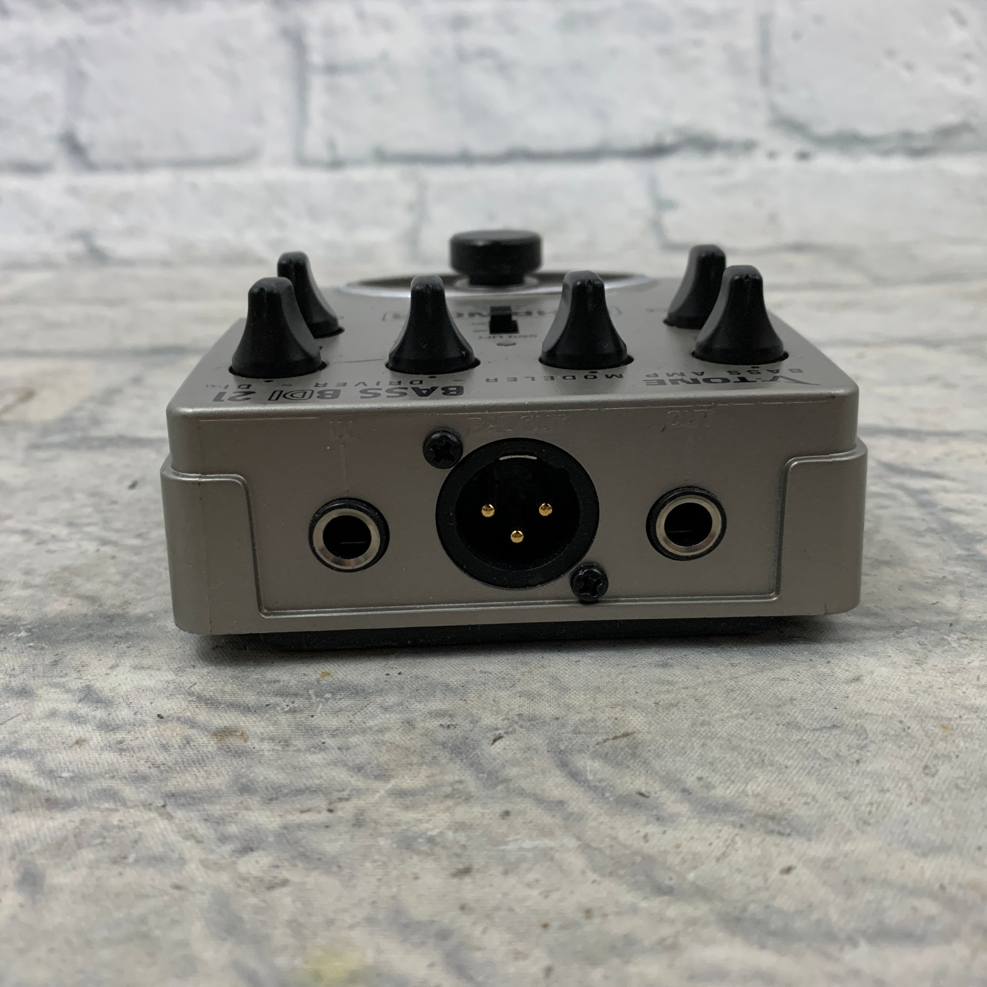 Behringer V-Tone Bass Amp Modeler Driver DI BDI21