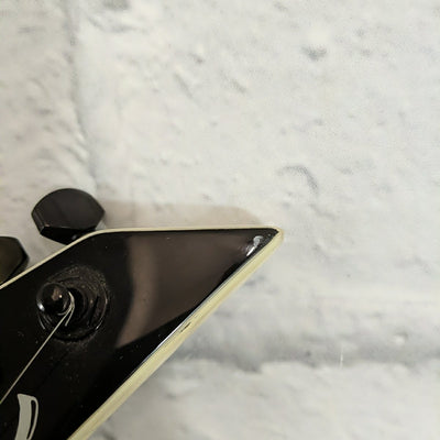Jackson RRXMG X Series Rhoads - Snow White with Black Pinstripe