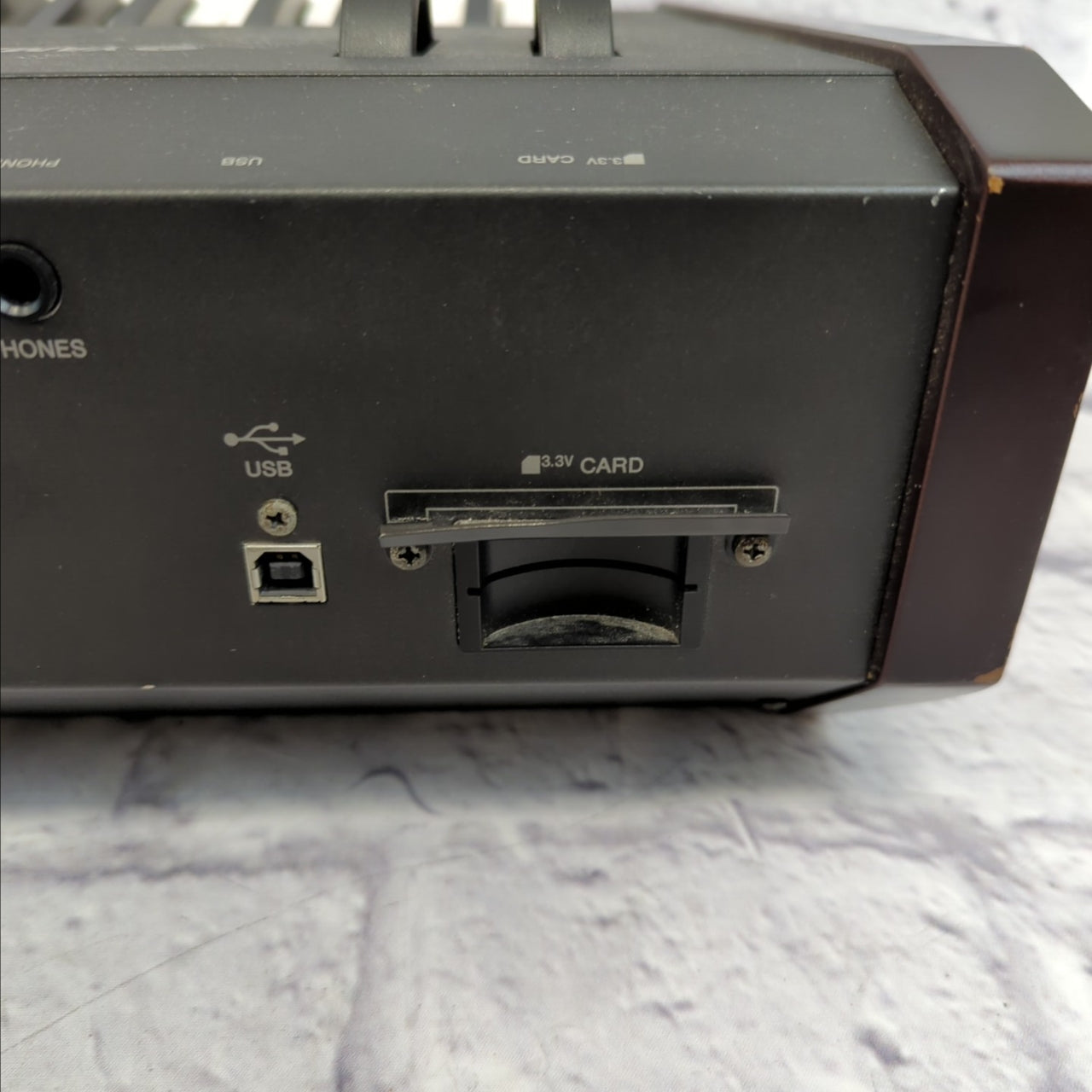 Yamaha S90 88-Key Weighted Synthesizer