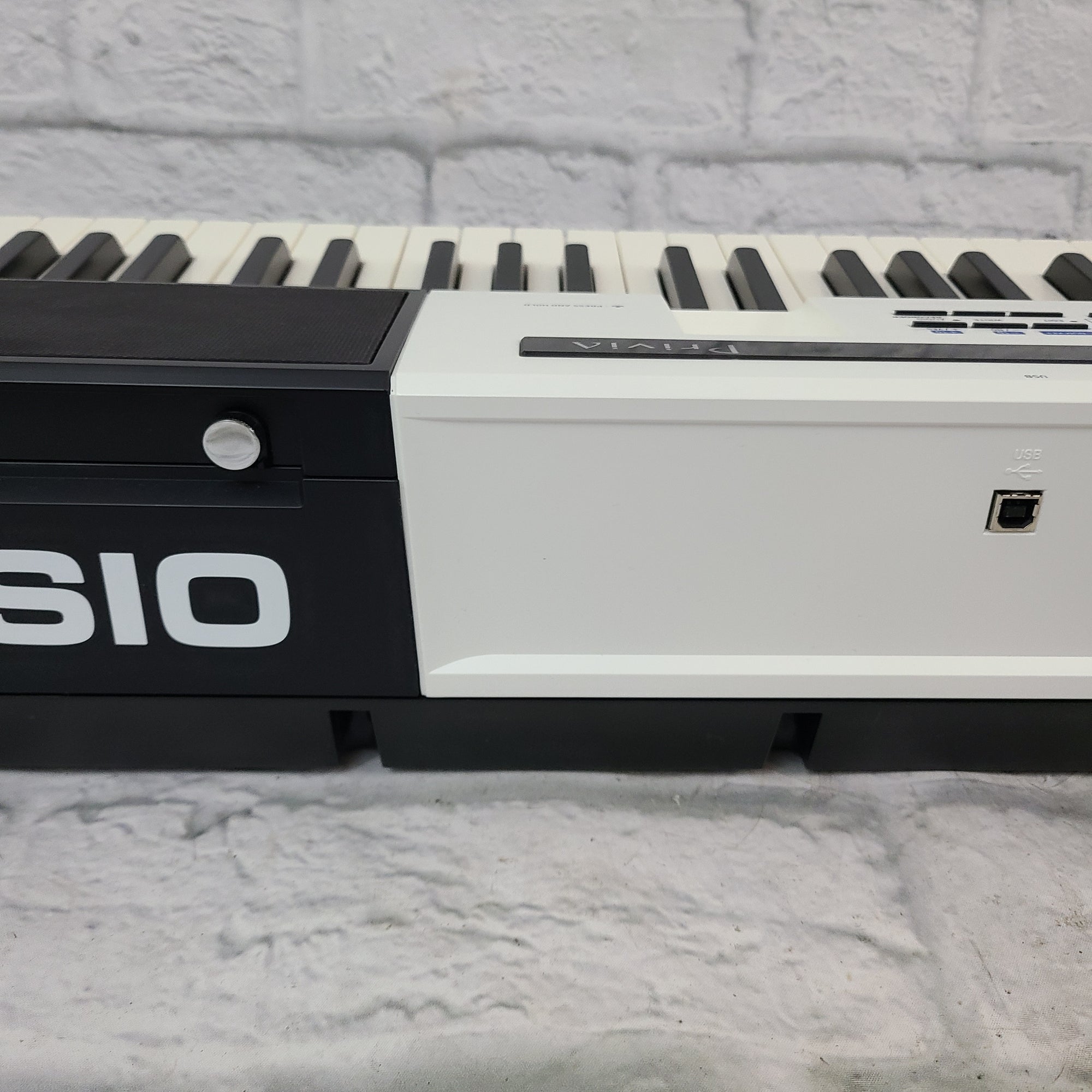 Casio Privia PX-5S Digital Piano w/ Cover