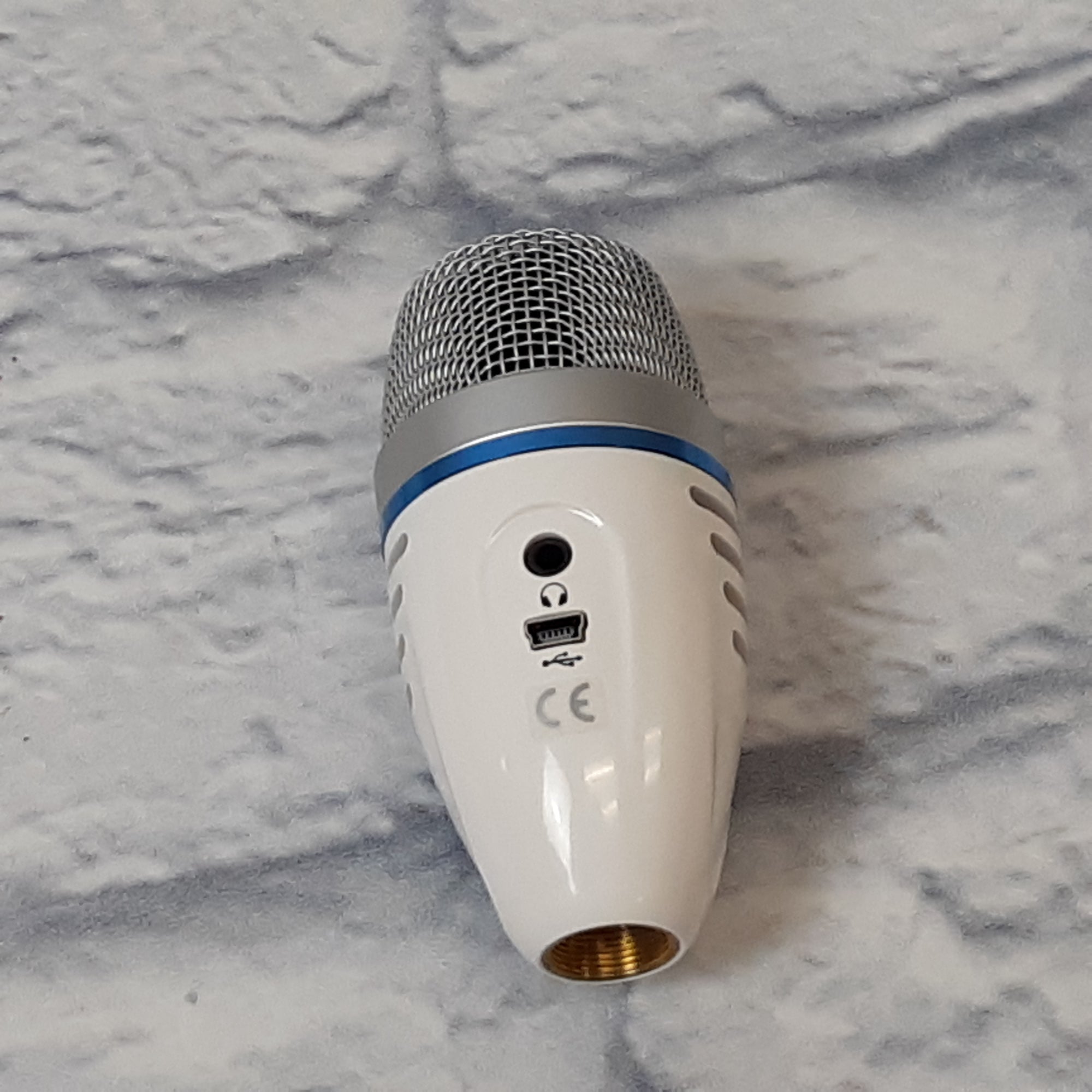 CAD ZOE USB Digital Condenser Microphone w/TrakMix Headphone Output