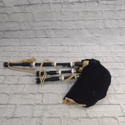 Unknown Bagpipe Set