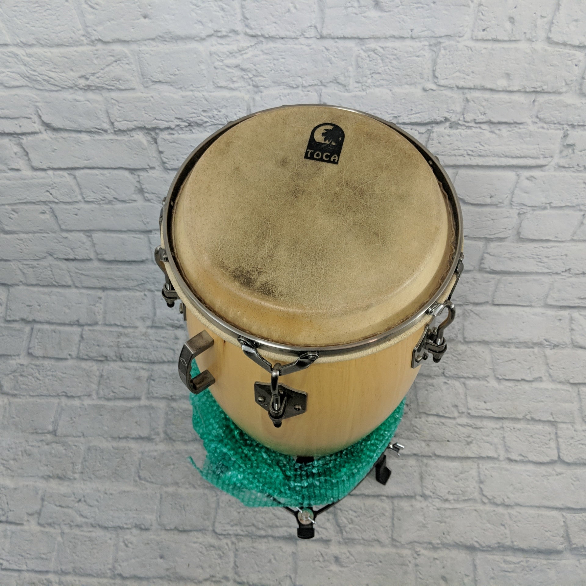 Toca Conga Natural Finish With Stand and Case