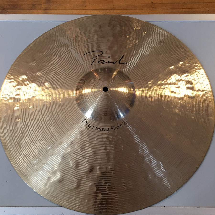 Paiste 21in Signiture Dry Heavy Ride Cymbal (Cracked)