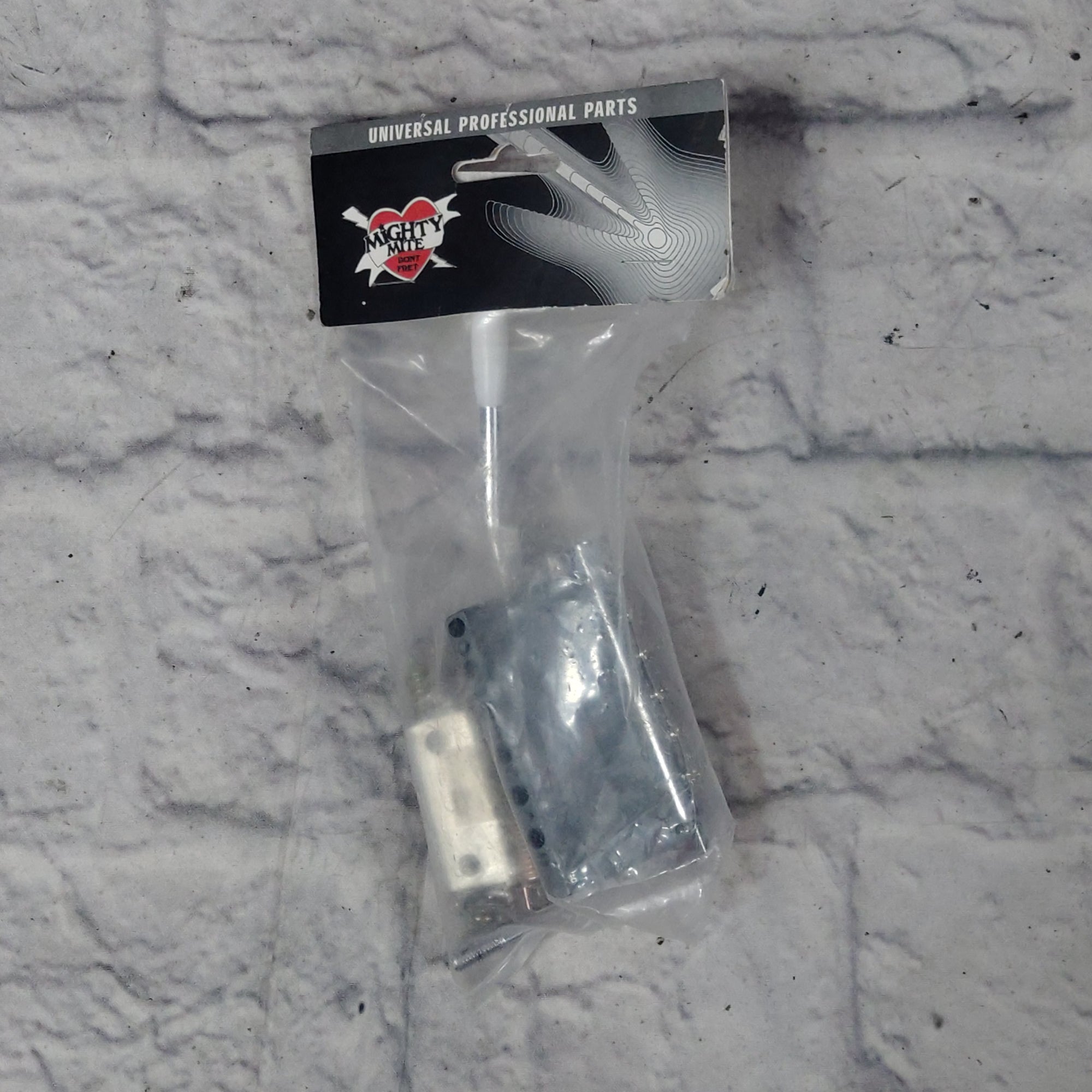 Mighty Mite MM1100 Vintage Style Tremolo System