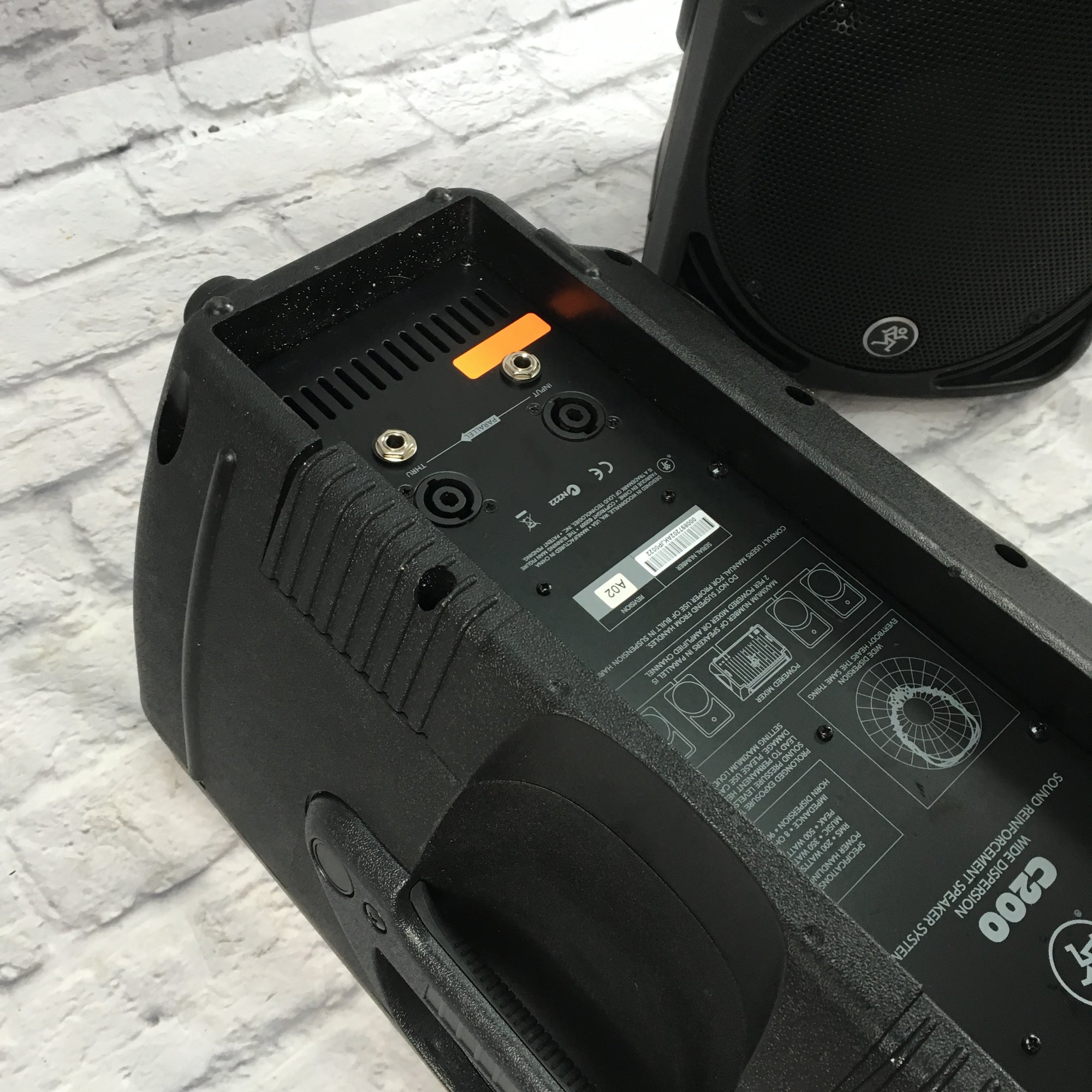 Mackie C200 Speaker Pair