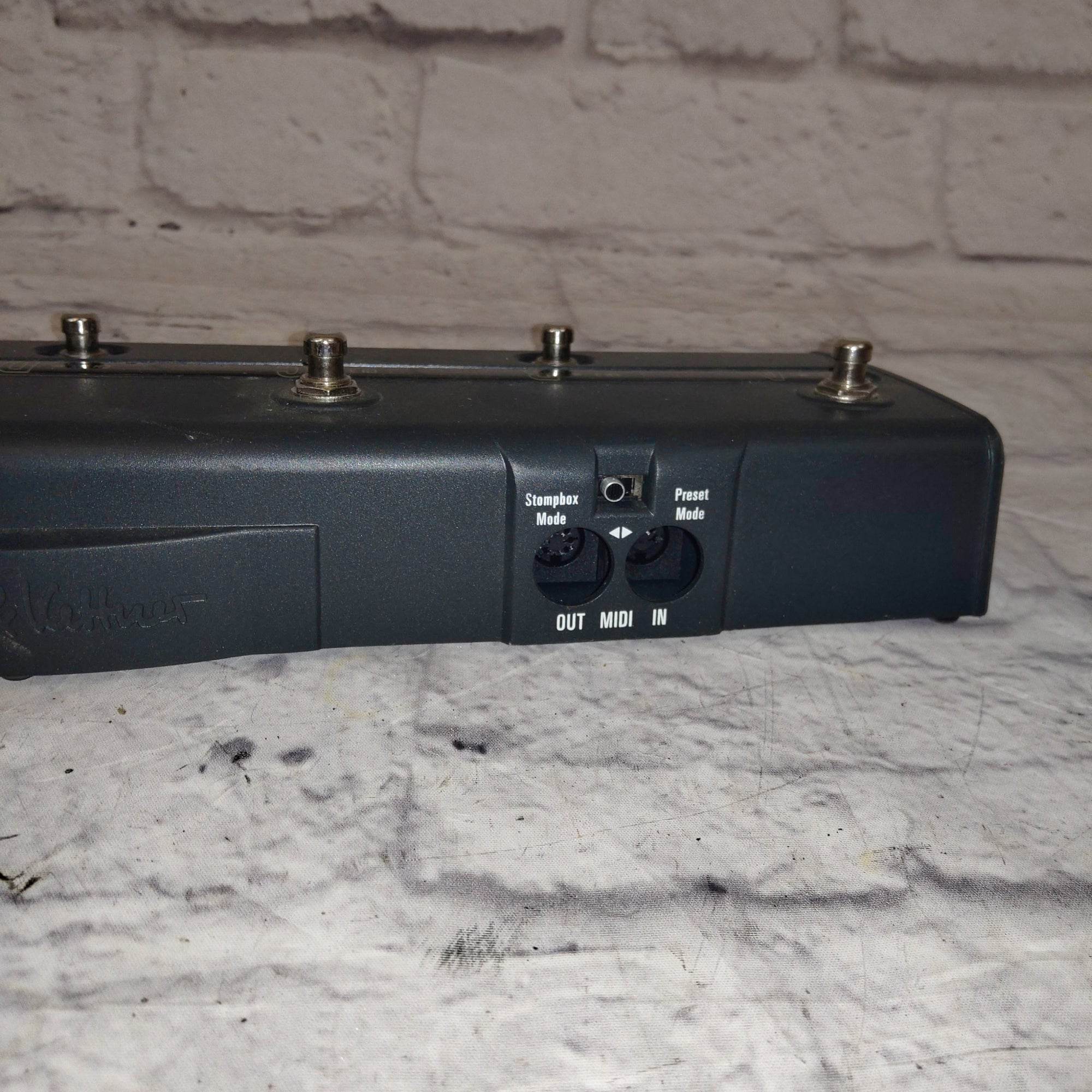 Hughes & Kettner FSM-432 MK III Footswitch - Evolution Music
