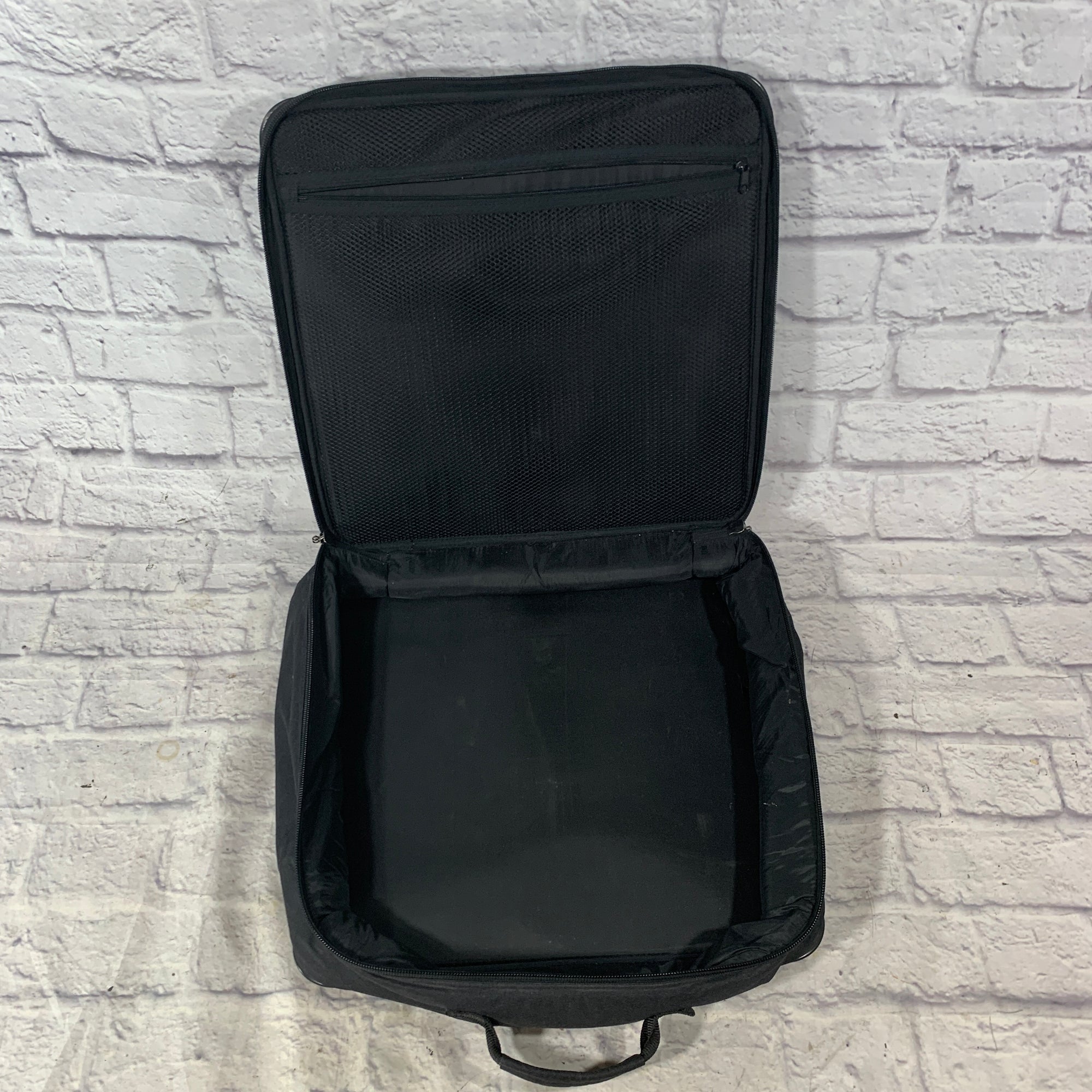 SKB 18 x 18 Mixer Bag