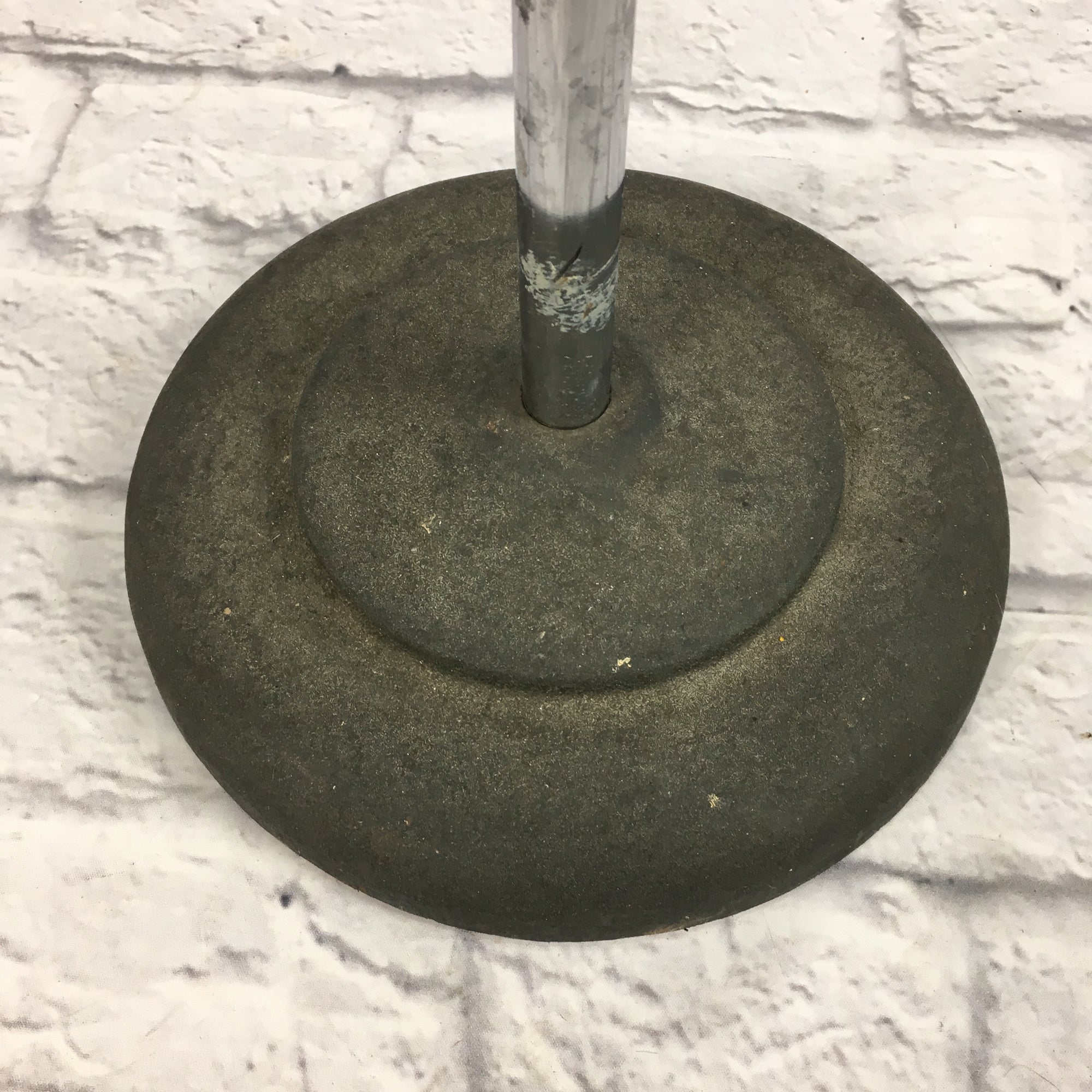 Unknown Round Base Microphone Stand