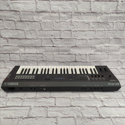 Yamaha MX49 49-Key Digital Synthesizer