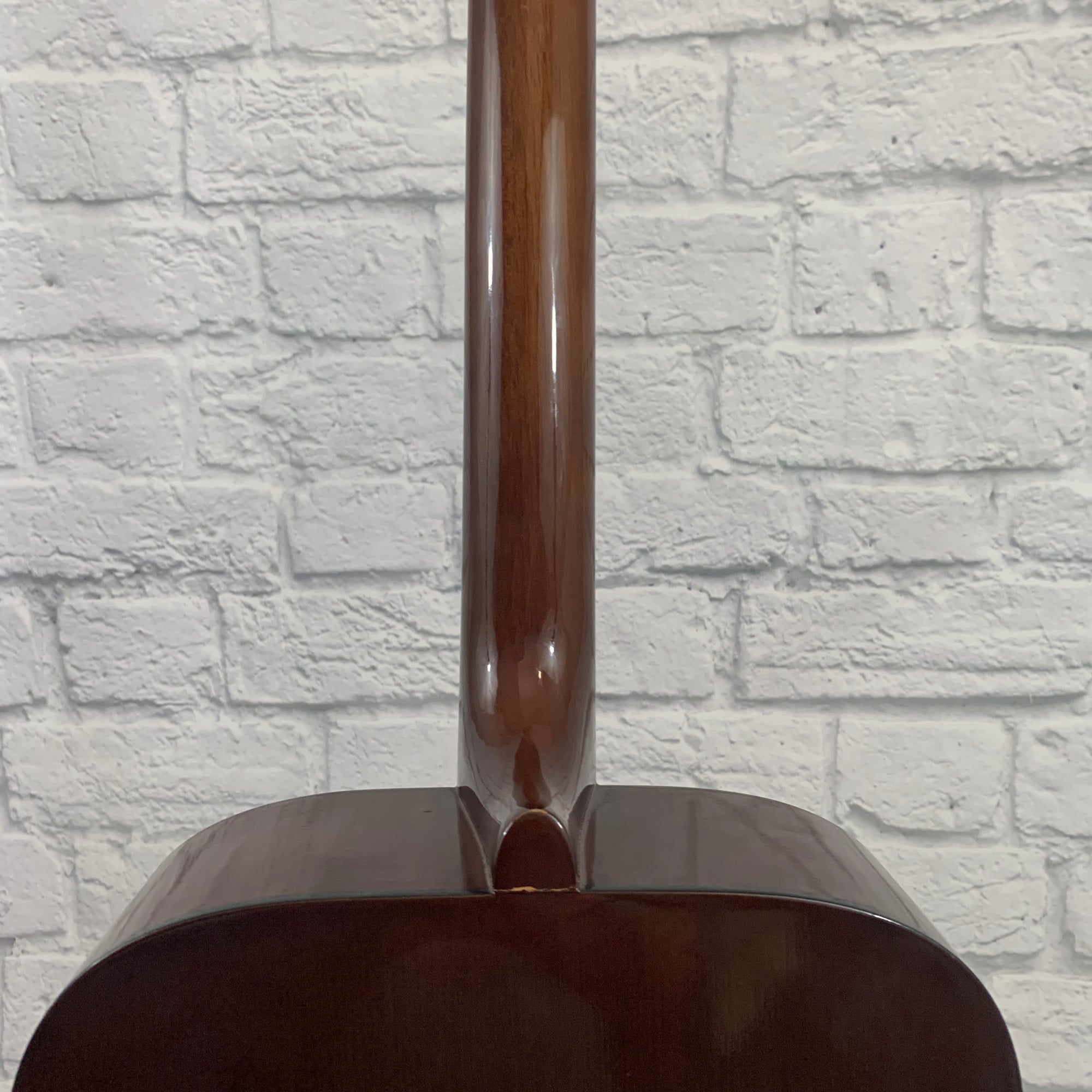Yamaha F-335 Dreadnought Acoustic Guitar