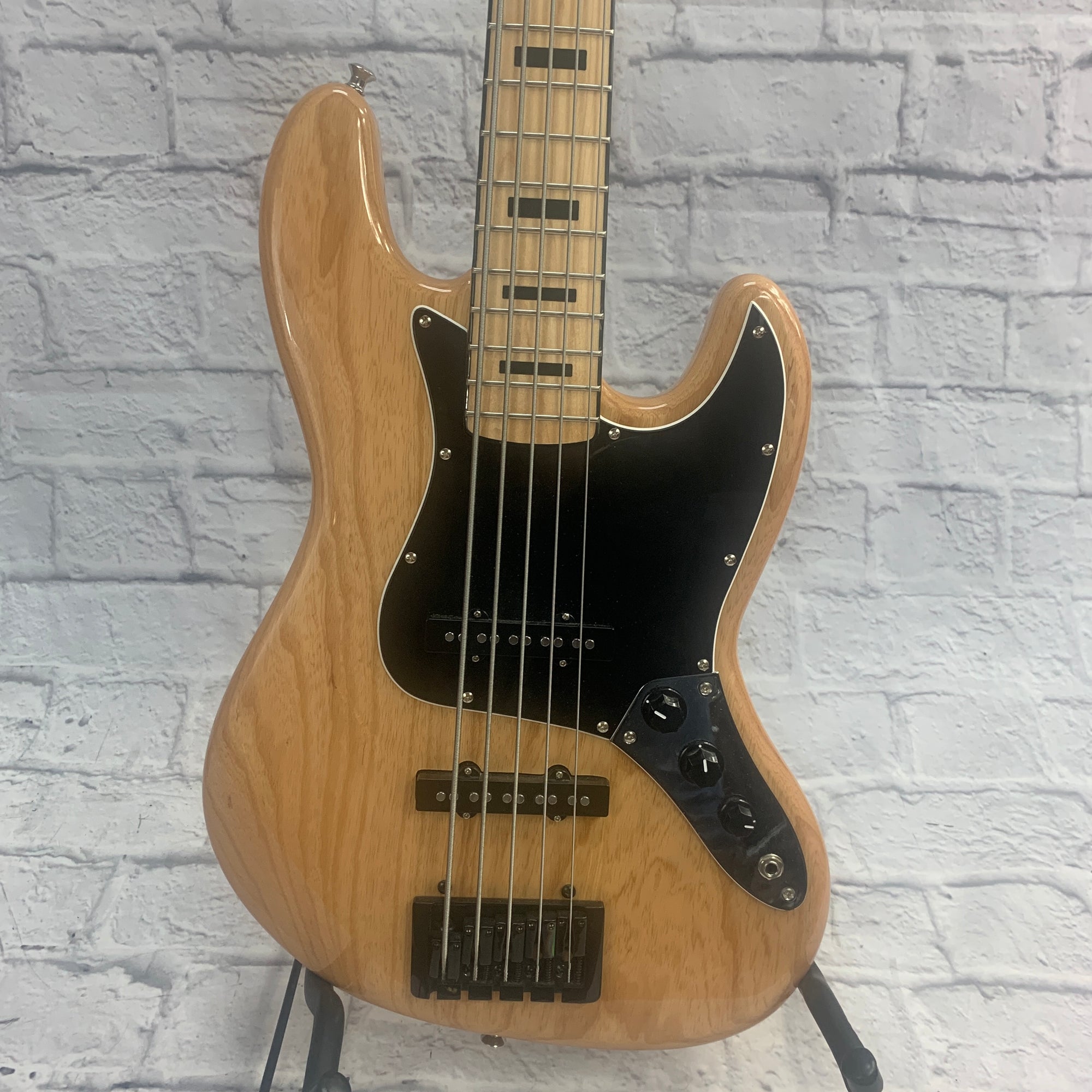 SX Ursa 2 5 String J Bass