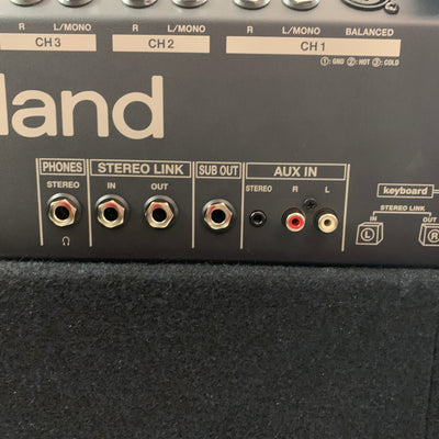 Roland KC-400 Stereo Mixing Keyboard Amplifier