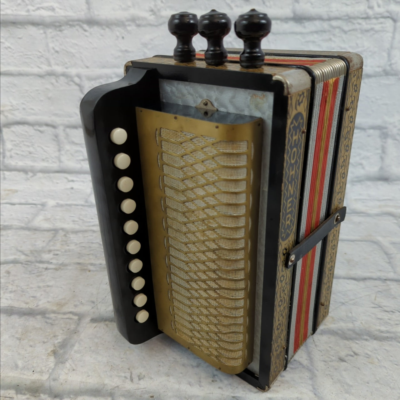 Hohner HA-114 Cajun Diatonic Accordion Black/Gold Key of C