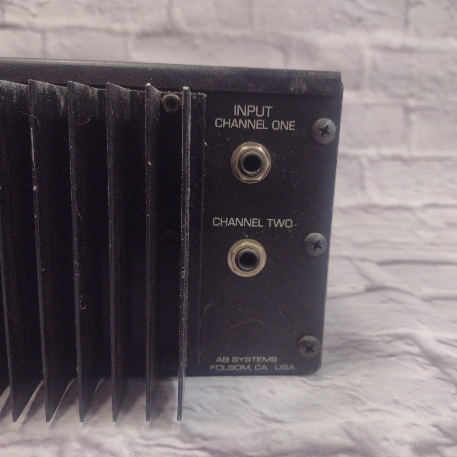 AB International Precedent Series 900 Power Amp