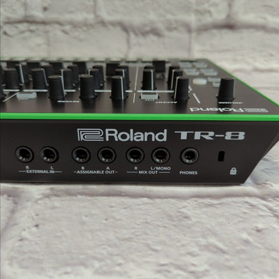 Roland TR-8 Aira Rhythm Performer Drum Machine