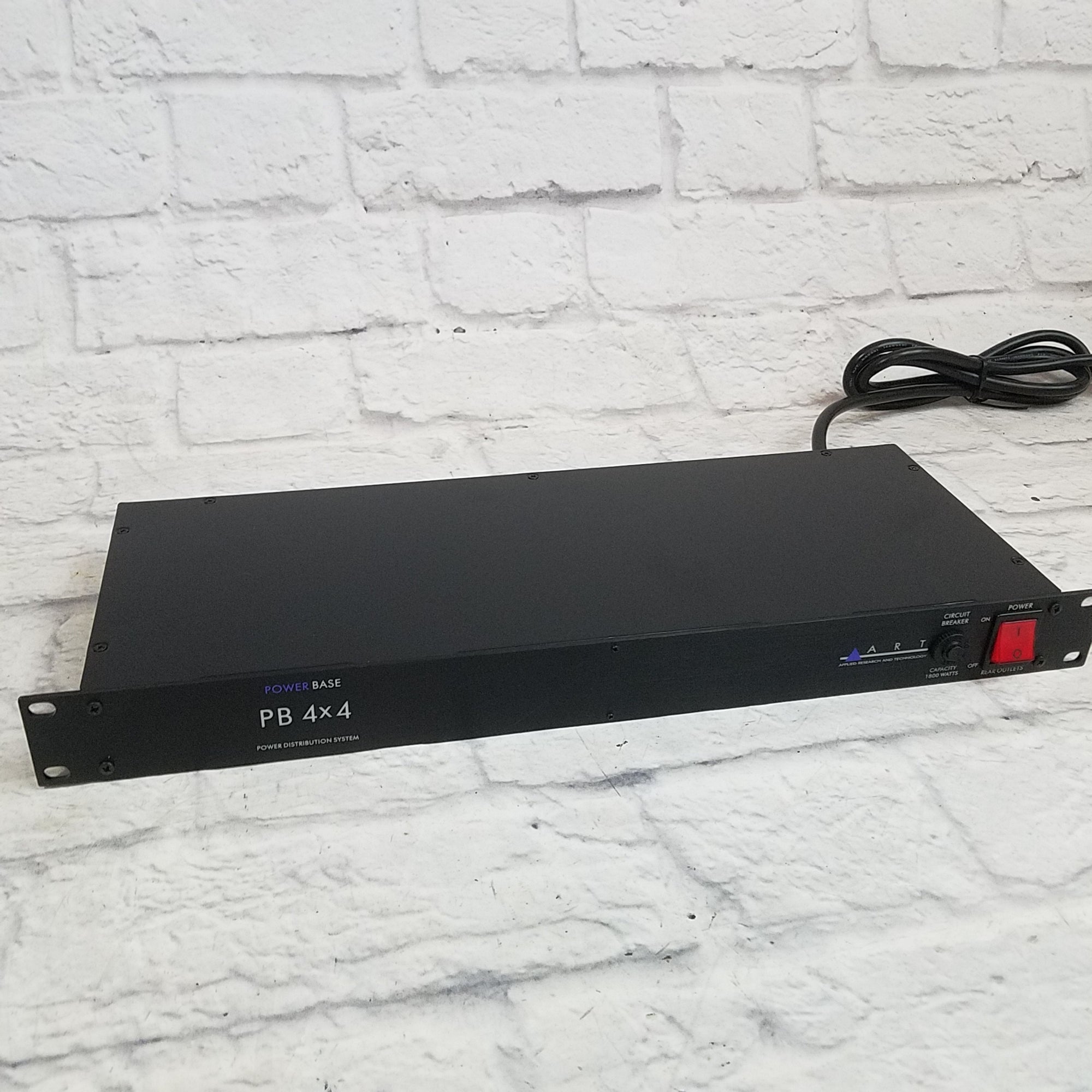 Art SP 4 x 4 Power Base Metered Power Conditioner in original box